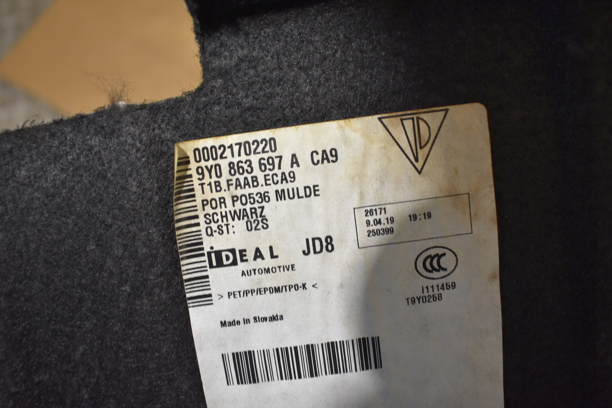 IDEALNA mats boot PORSCHE CAYENNE 9Y 1