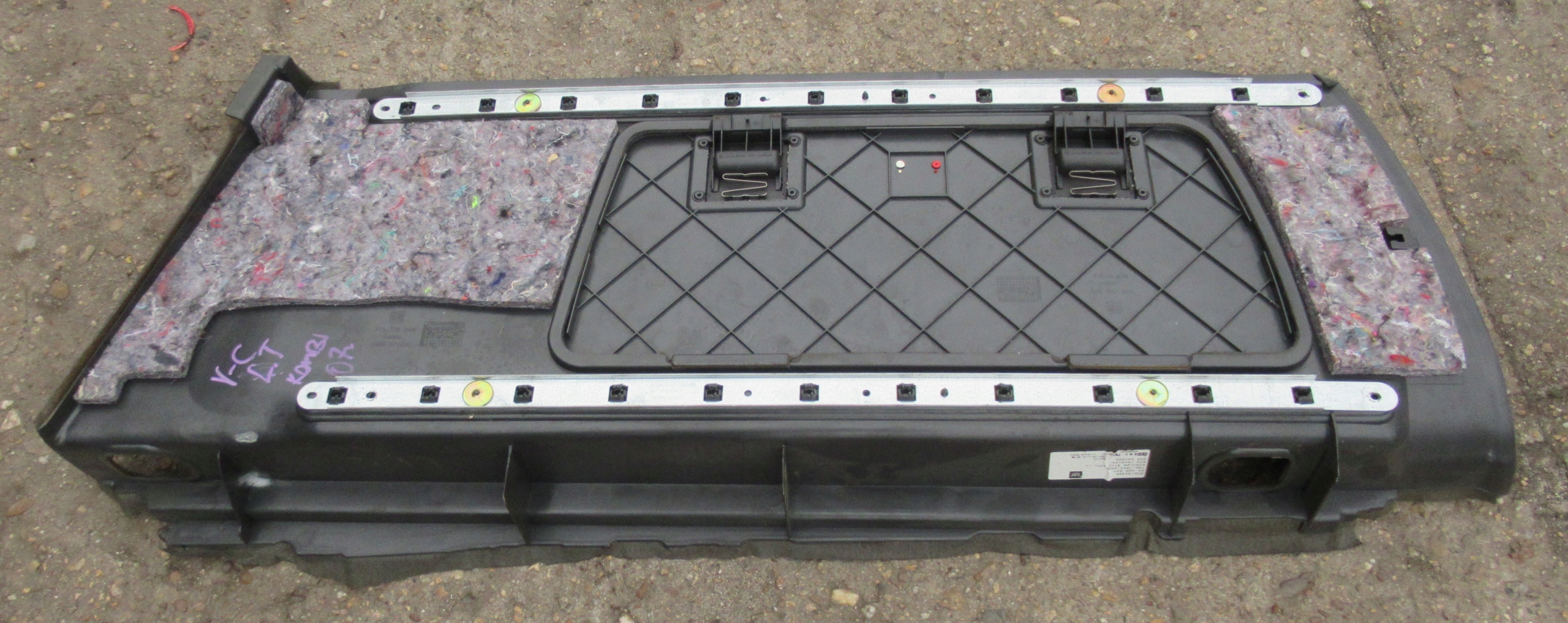 OPEL VECTRA C 07R KOMBI boot upholstery left
