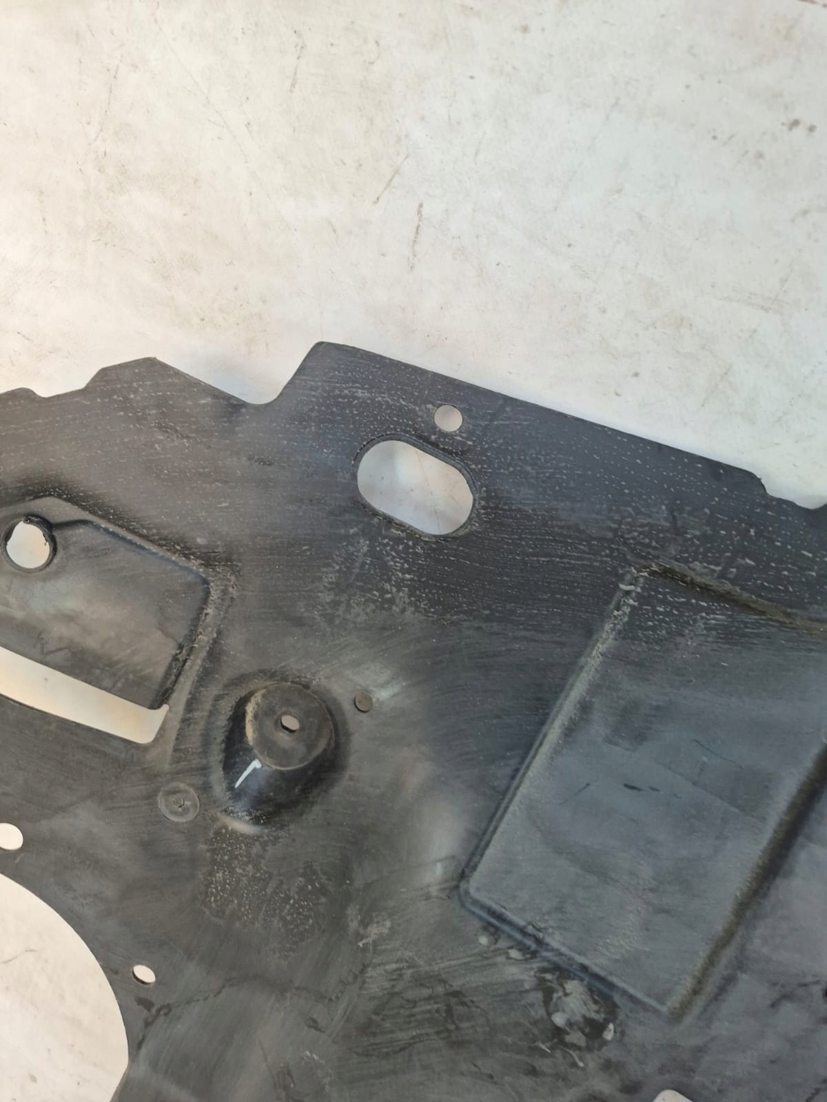 HYUNDAI I20 II 2 14- abdeckung Blende Abdeckung unter Motor 29110-C8000