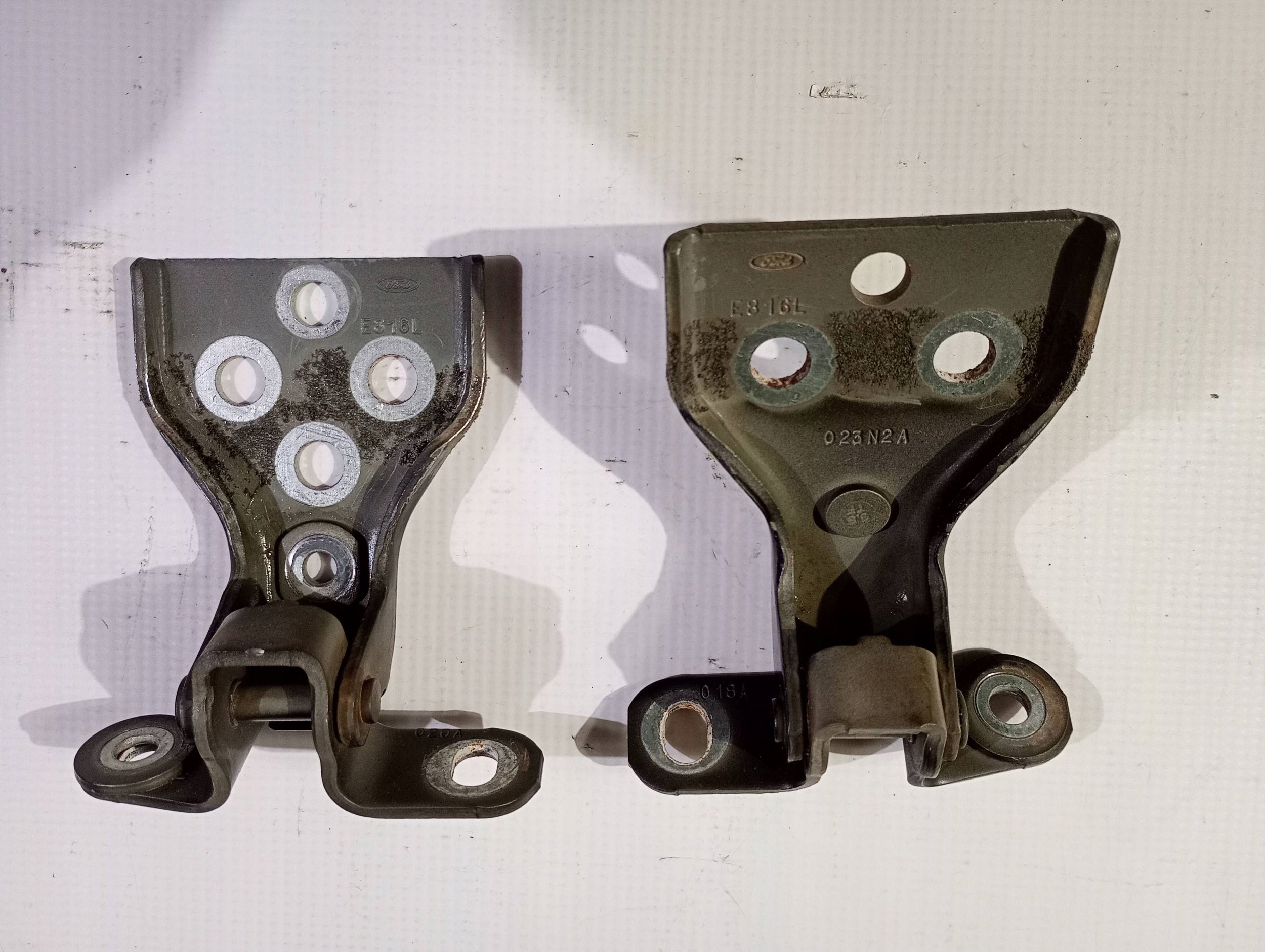 hinges door front przednich right prawych Ford F150 2009-2014