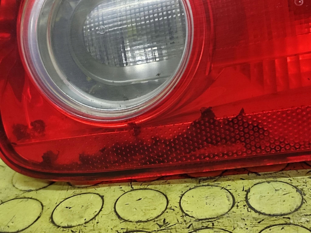 RENAULT LAGUNA II LIFT light right rear part to the bonnet