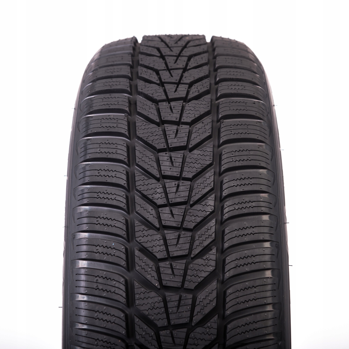 1x Pneumatika 225/60R17 Hankook Winter i*cept evo3 W330