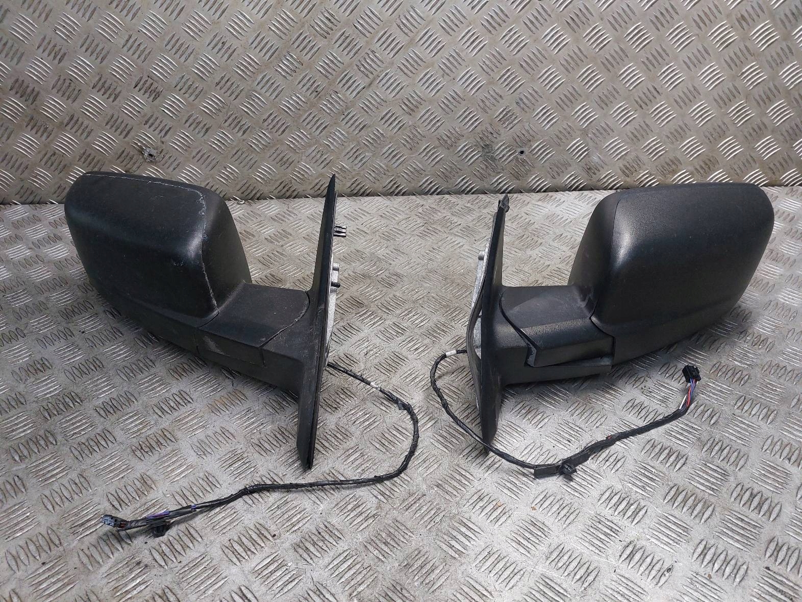 mirror left + right electrics RAM 1500 and LIFT 2013- 6 and 5 PIN