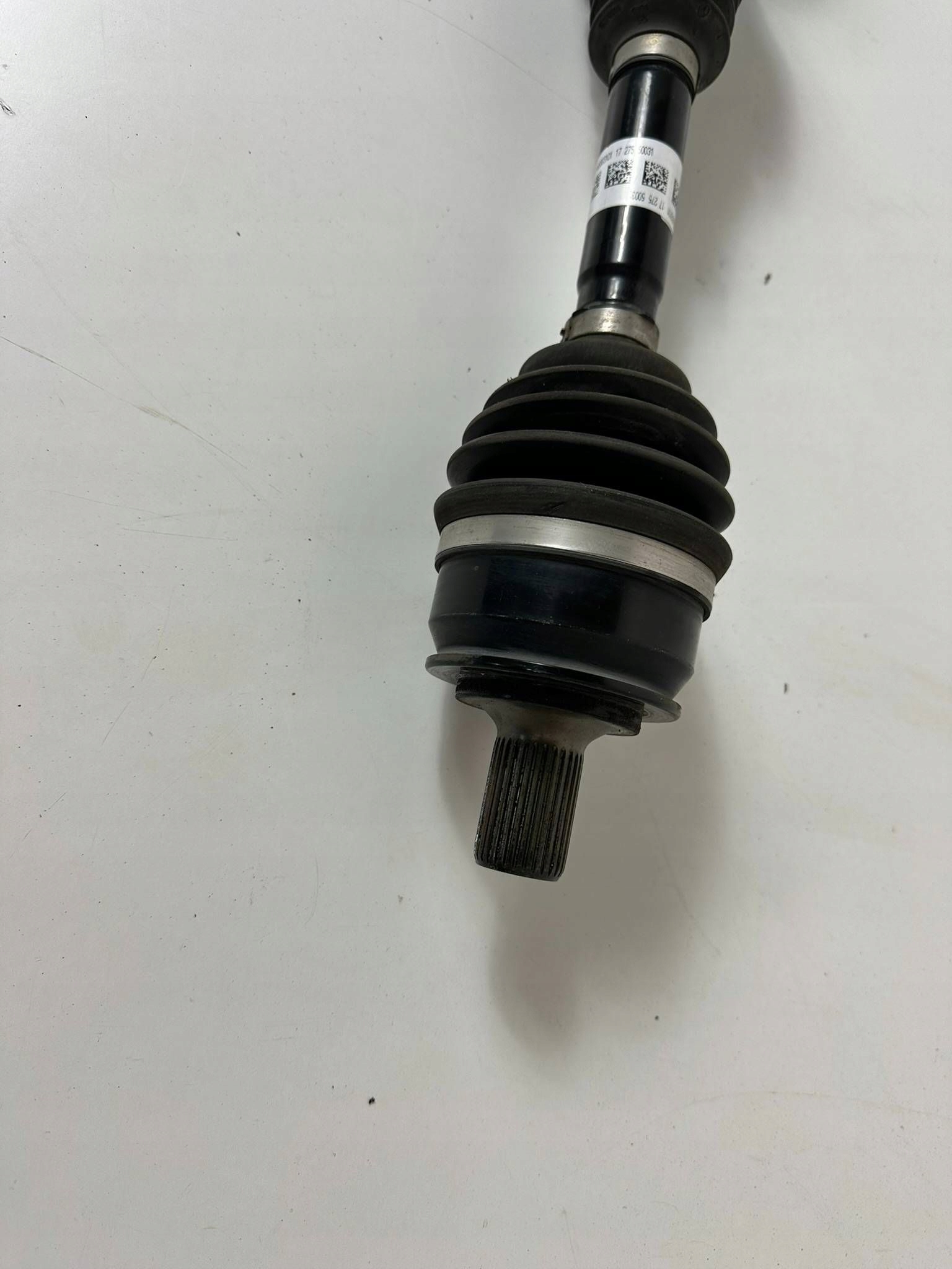 Mercedes GLA W156 1.5 D semi-axis front right A2463303101