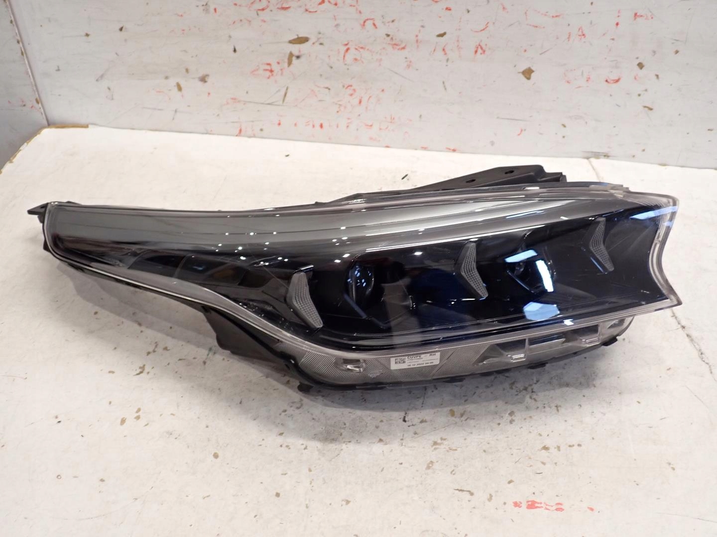 light front front right KIA X-CEED LIFT 2022- FULL LED 92102-J7850