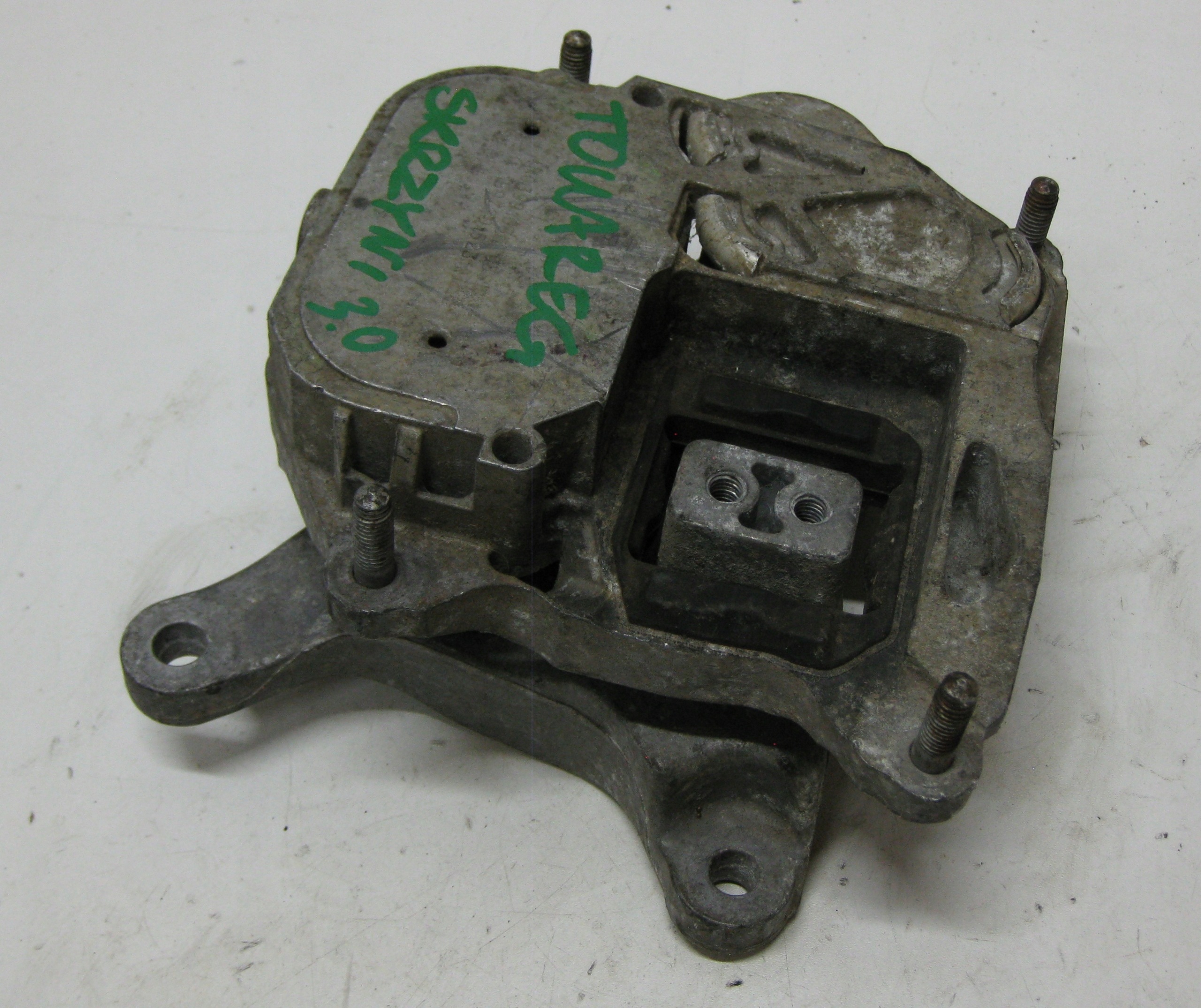 VW TOUAREG III gearbox mounting 4M0399153M