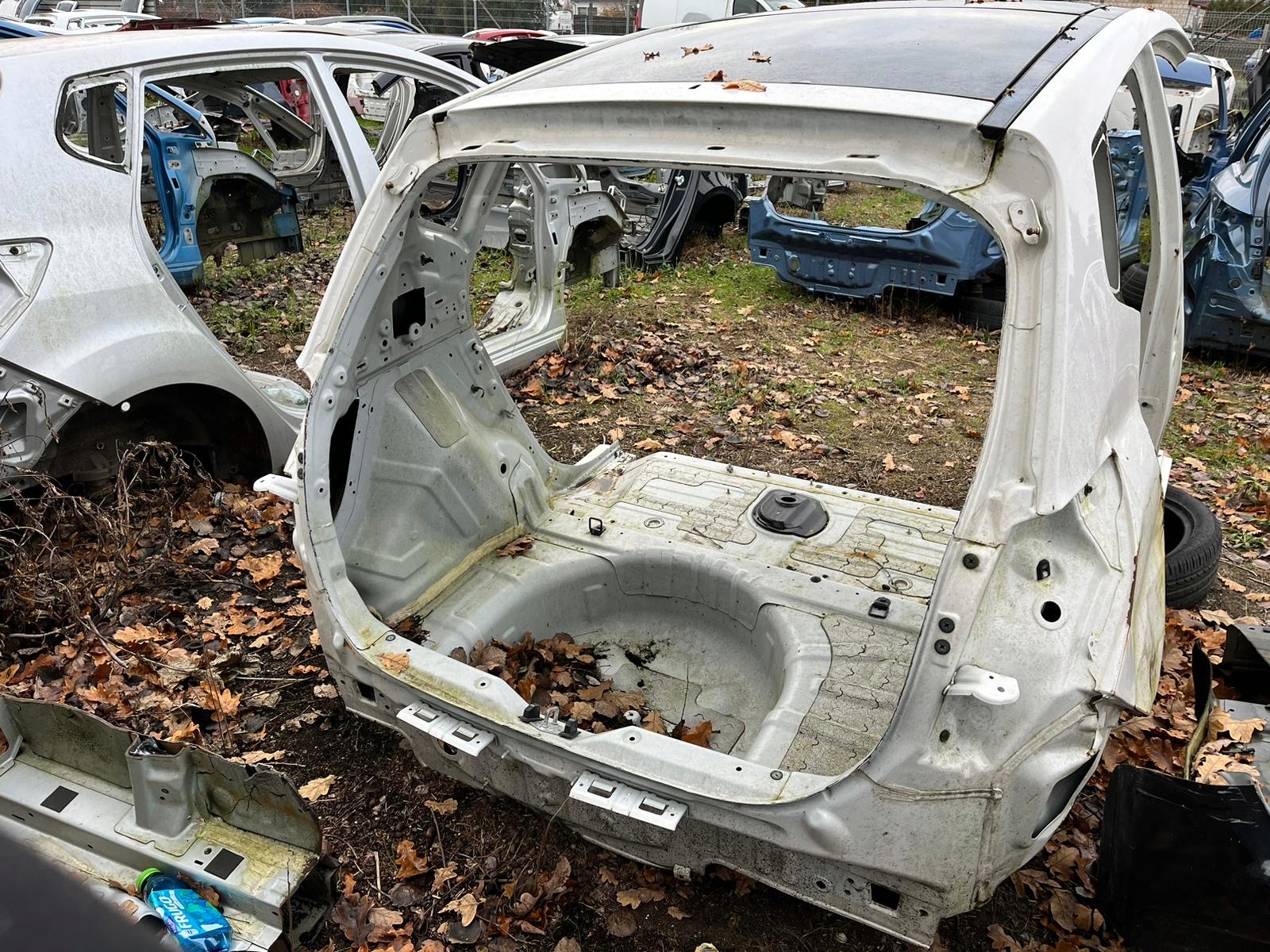 KIA VENGA quarter fender left rear part rear 2009