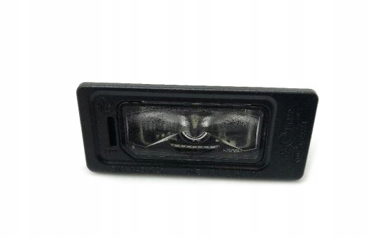 LAMPKA LED TABLICY REJESTRACYJNEJ SKODA 5NA943021