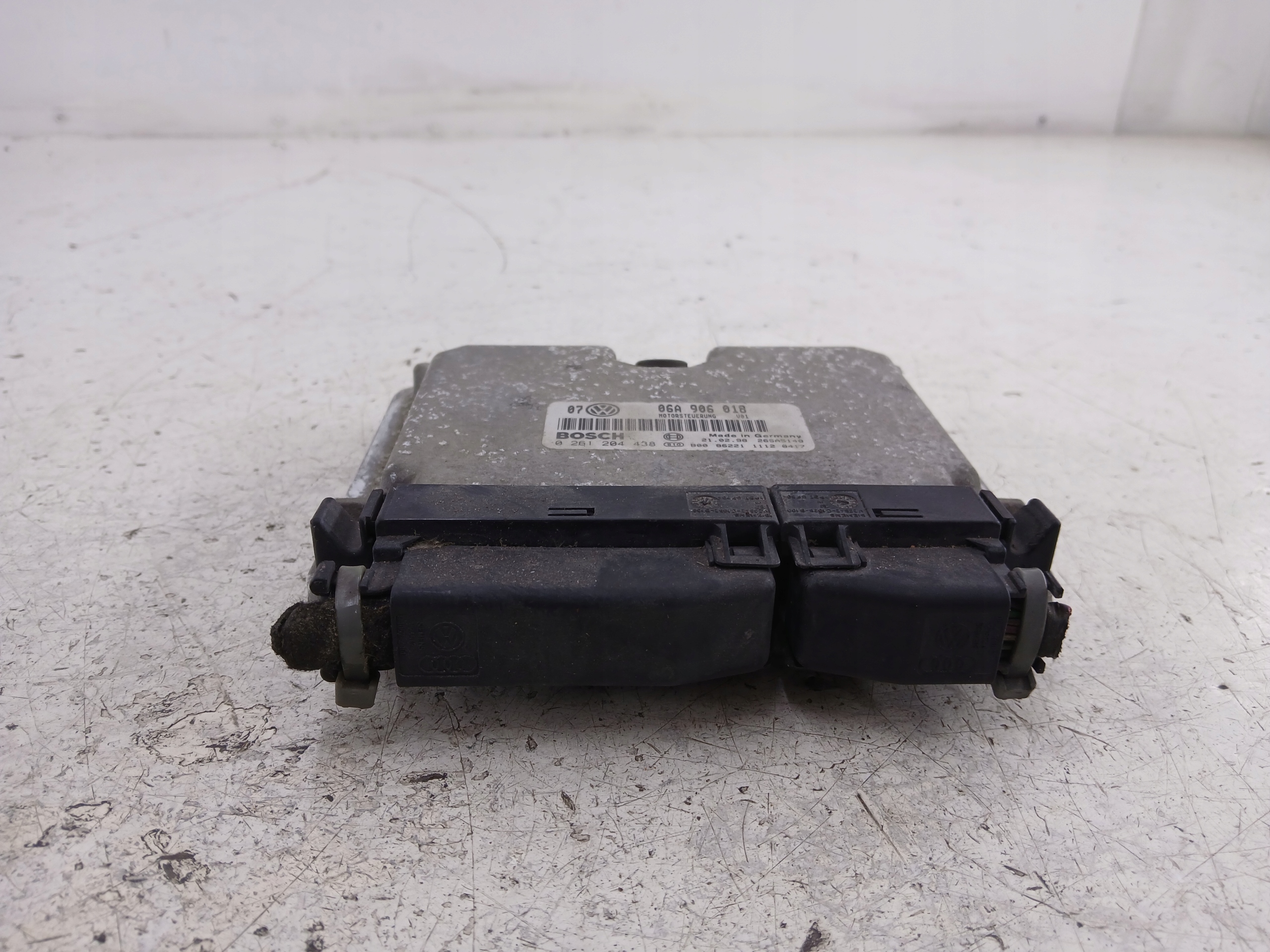 VW GOLF IV 1.8 control unit of the engine 06A906018
