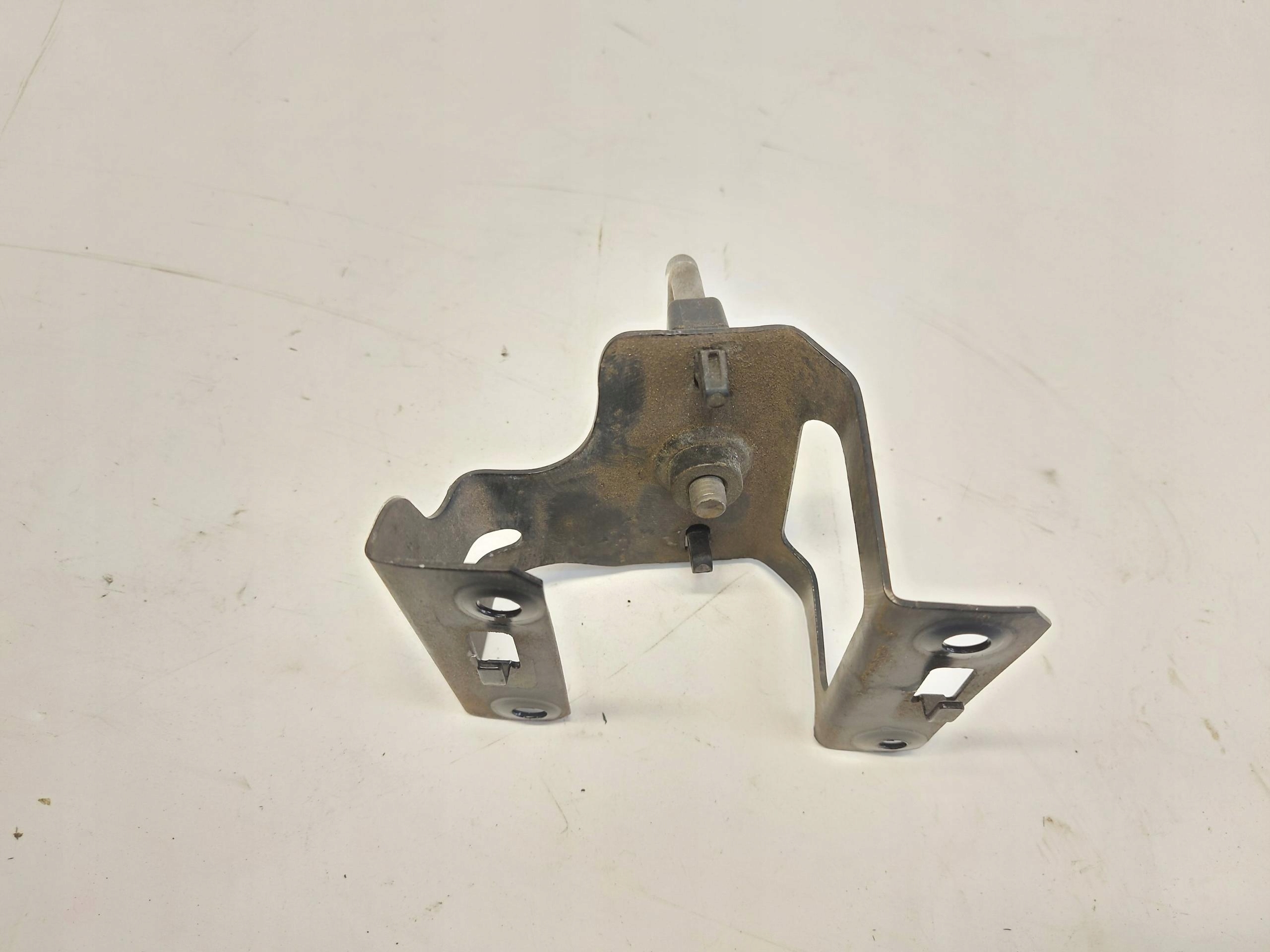 Volvo XC40 D3 Rygiel bonnets right 32244455