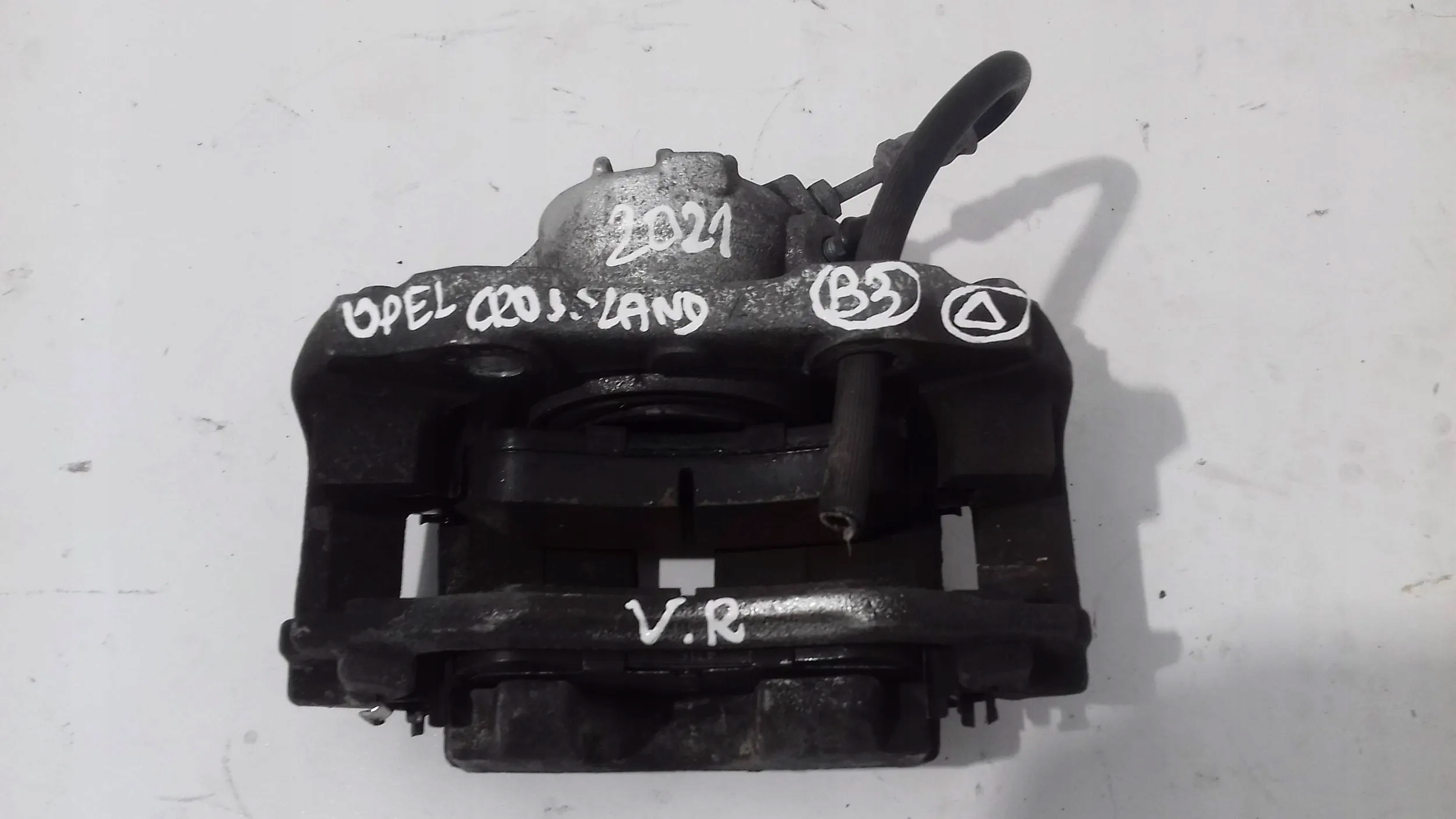 Opel Crossland X 2019 caliper brake right front