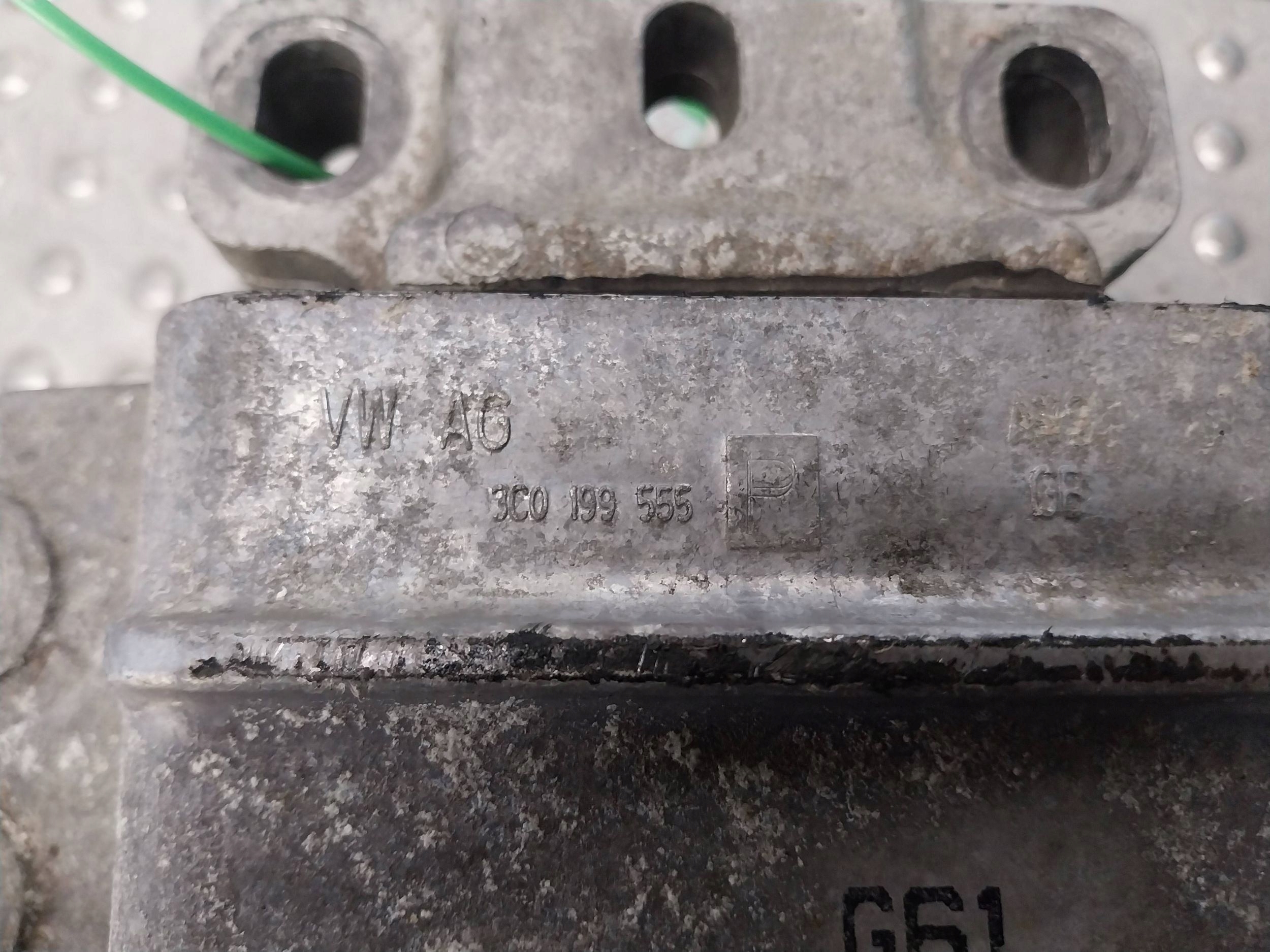 holder gearbox mounting 3C0199555P VW PASSAT B6 A3 8P 2.0FSI