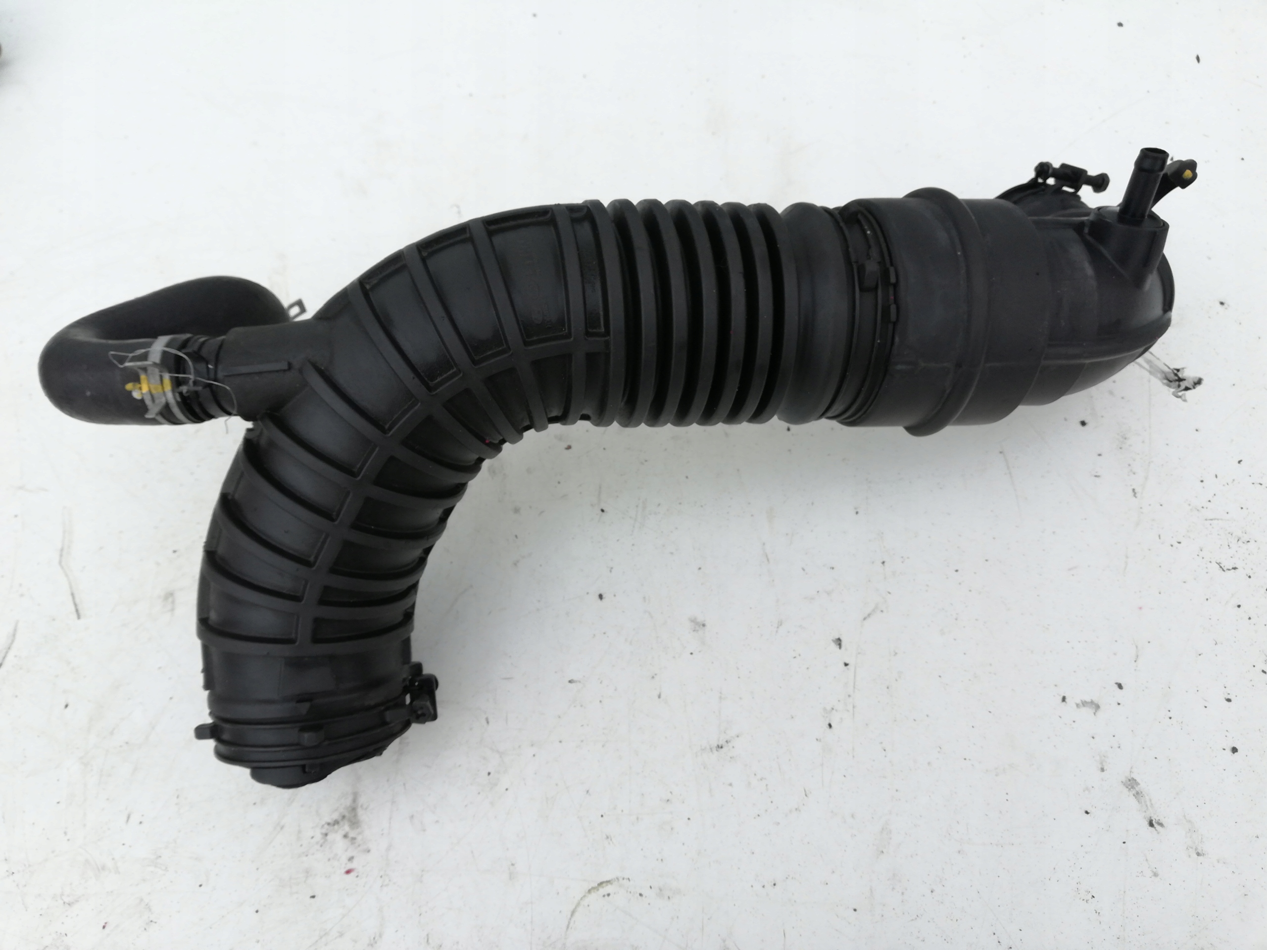 28140-G4100 - Шланг воздуховода HYUNDAI i30 III 17-22 бензиновий