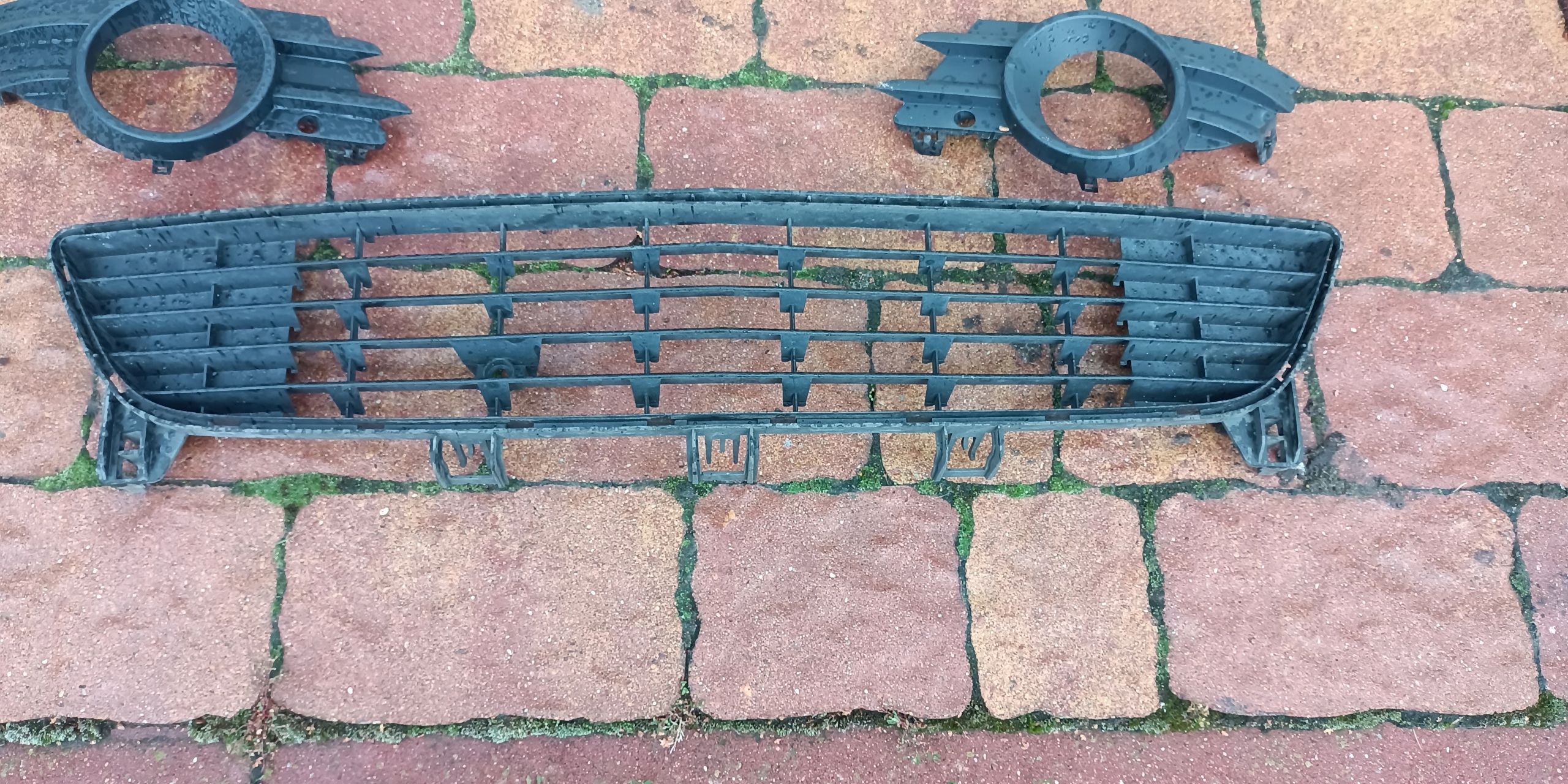 Opel Meriva A Lift atrapa zderzaka dolna