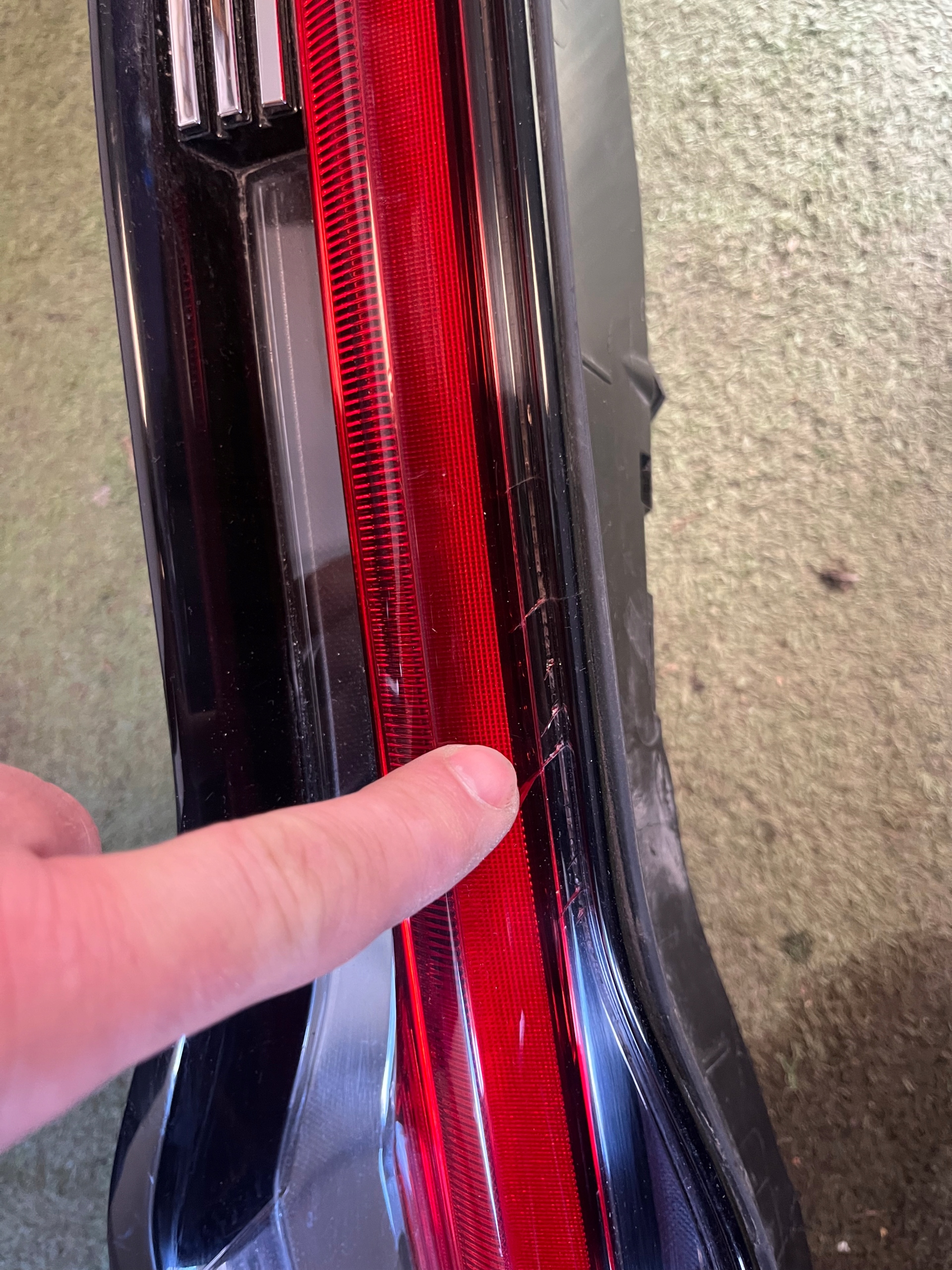 Blenda PORSCHE MACAN KLAPA 95b945308 Eu Rozmiar brak informacji