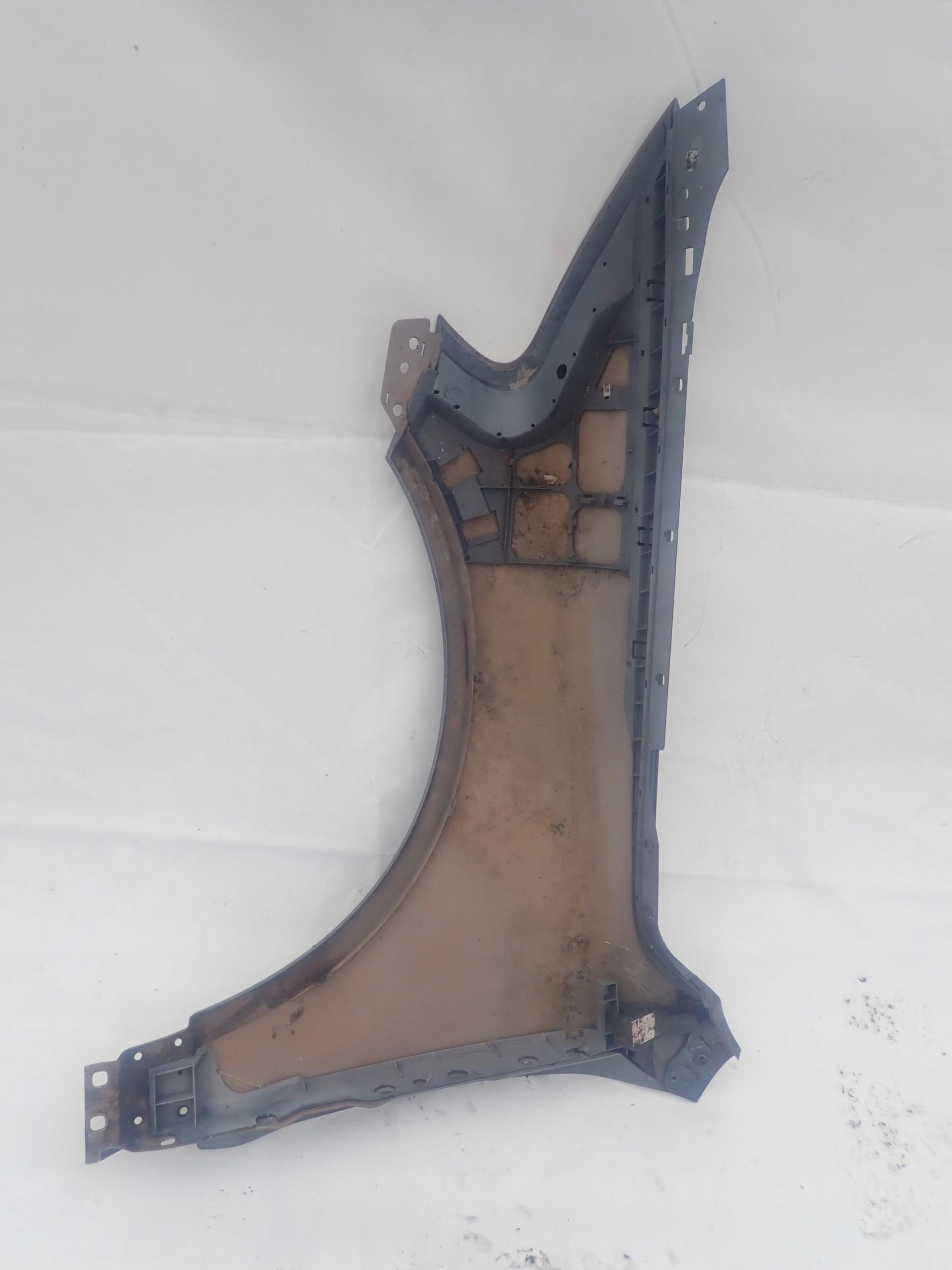 VW TOUAREG and 7L 02-06 fender right front front