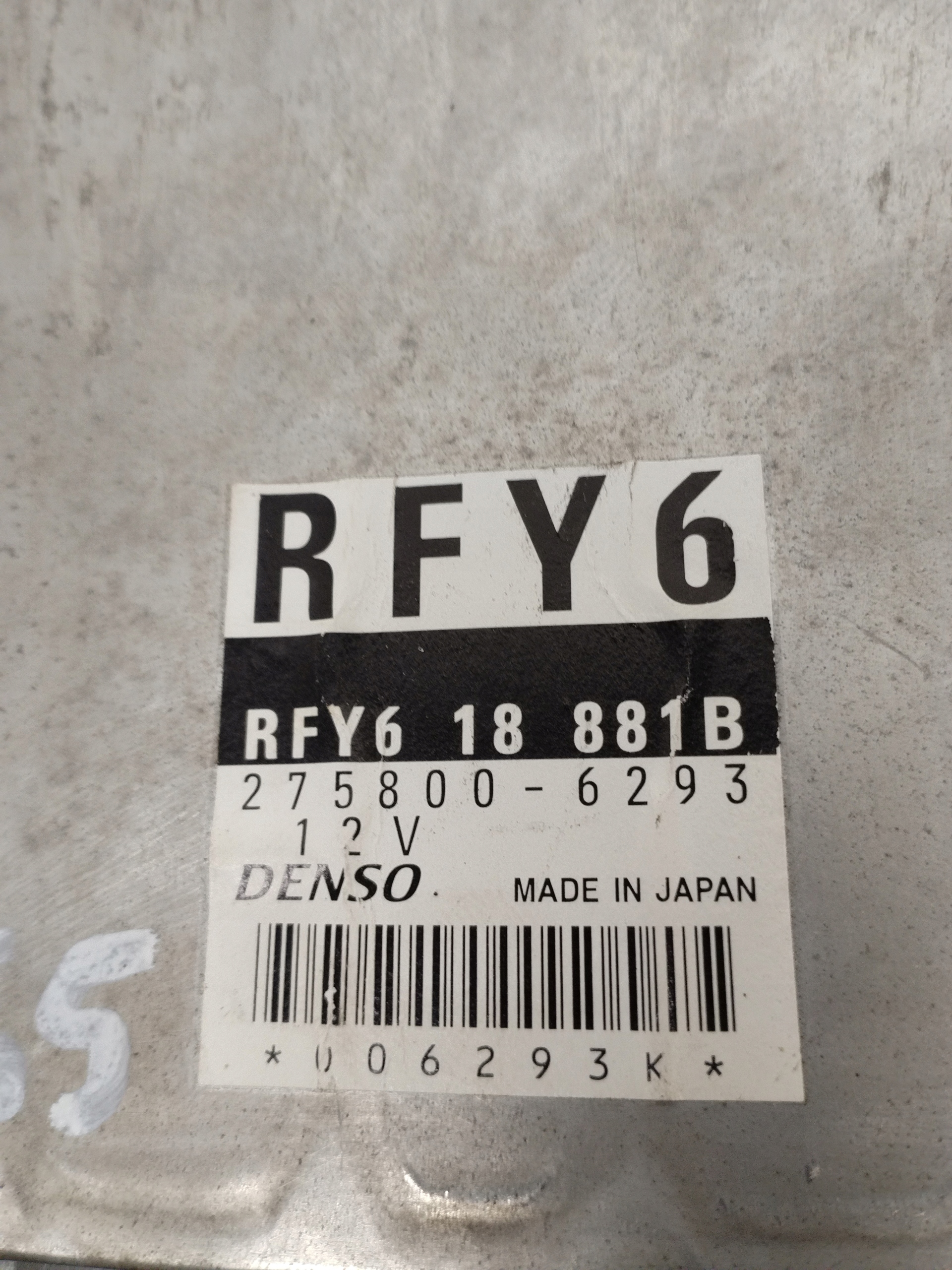 computer control unit of the engine Mazda Premacy RFY618881B 2758006293
