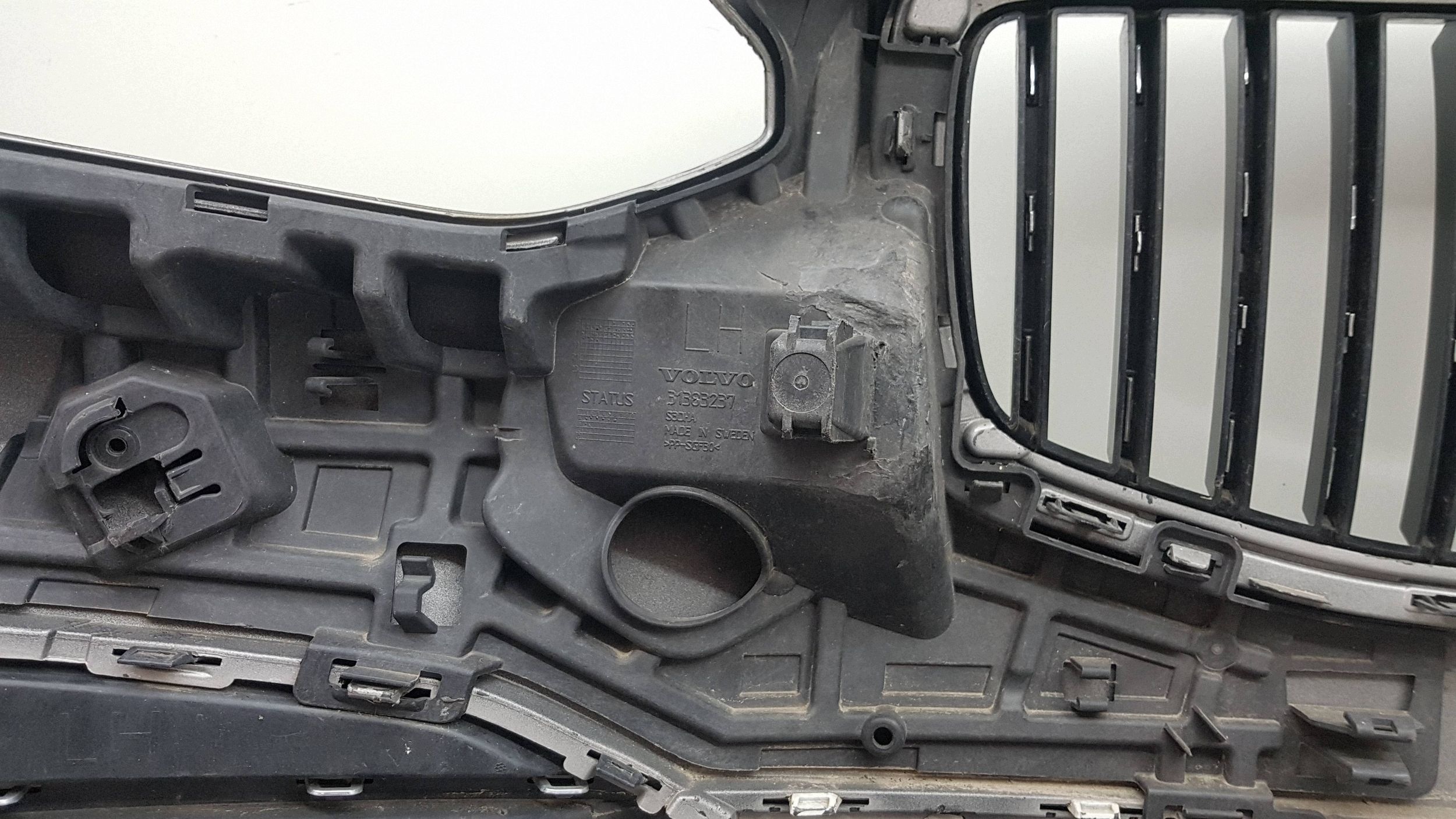 VOLVO V90 S90 2016 - bumper front 31383226