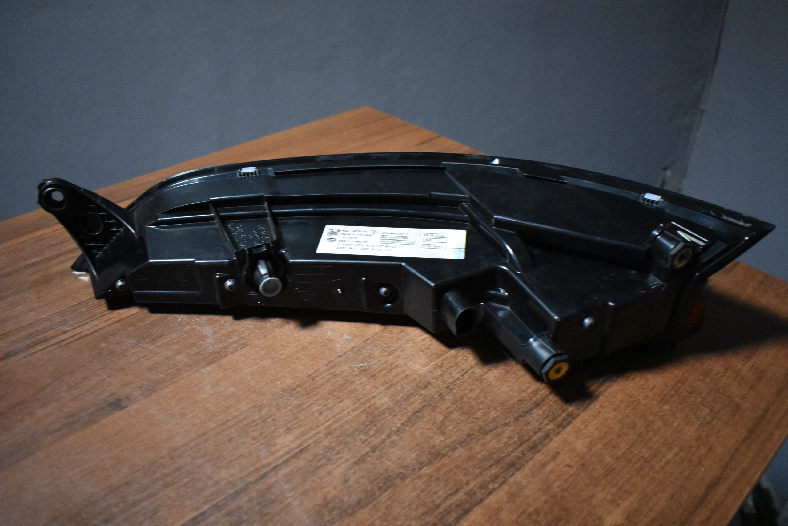 IDEALNA light rear left PORSCHE PANAMERA 976 1