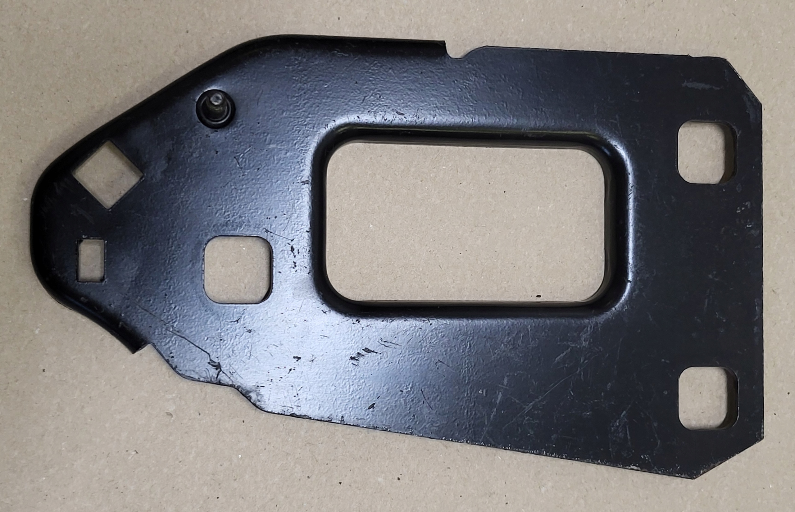 plate USTALAJACA PA front console right siders AUDI A4 B8 8K A5 8T OE