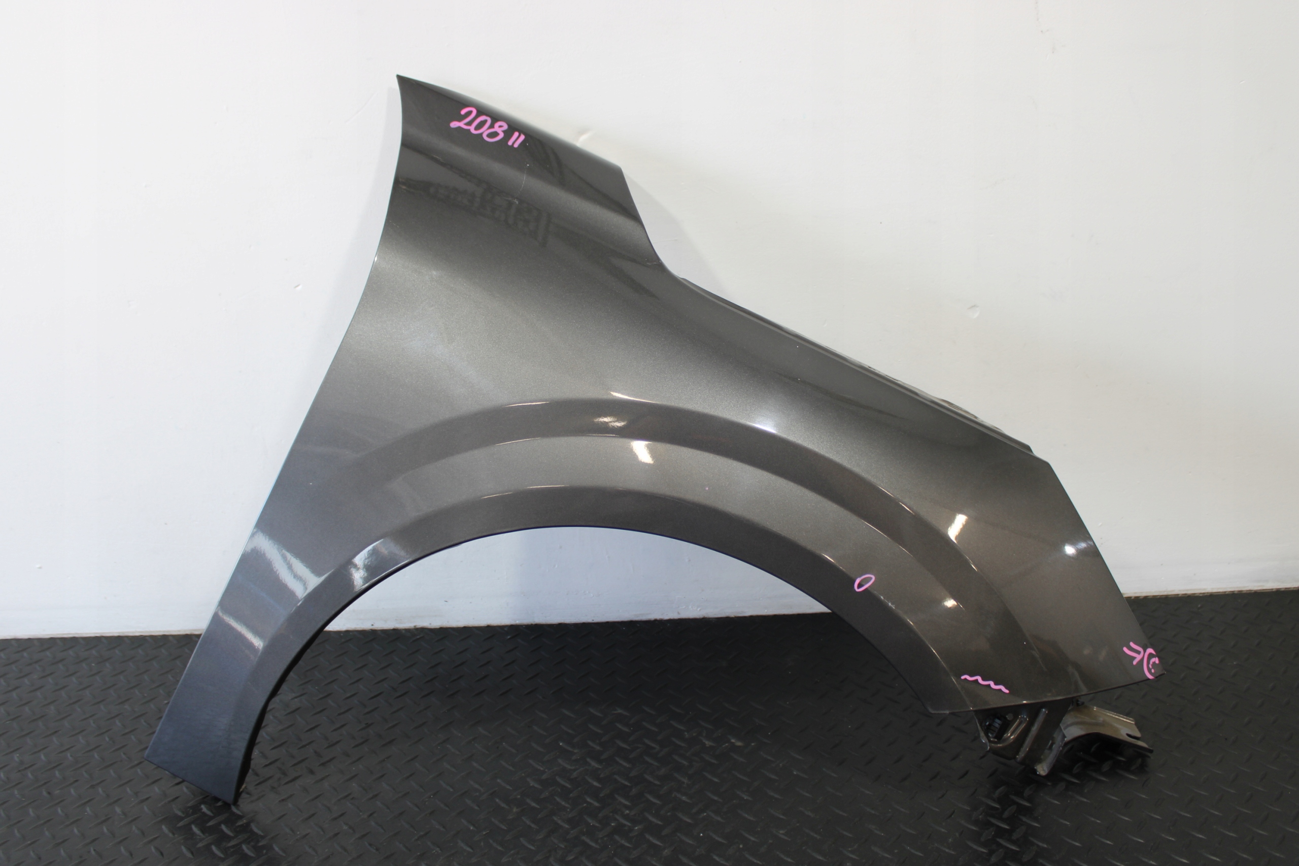 fender right front front PEUGEOT 208 II 2