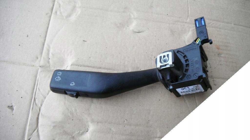 VW SEAT SKODA PRZEŁĄCZNIK WYCIERACZEK 1K0953519
