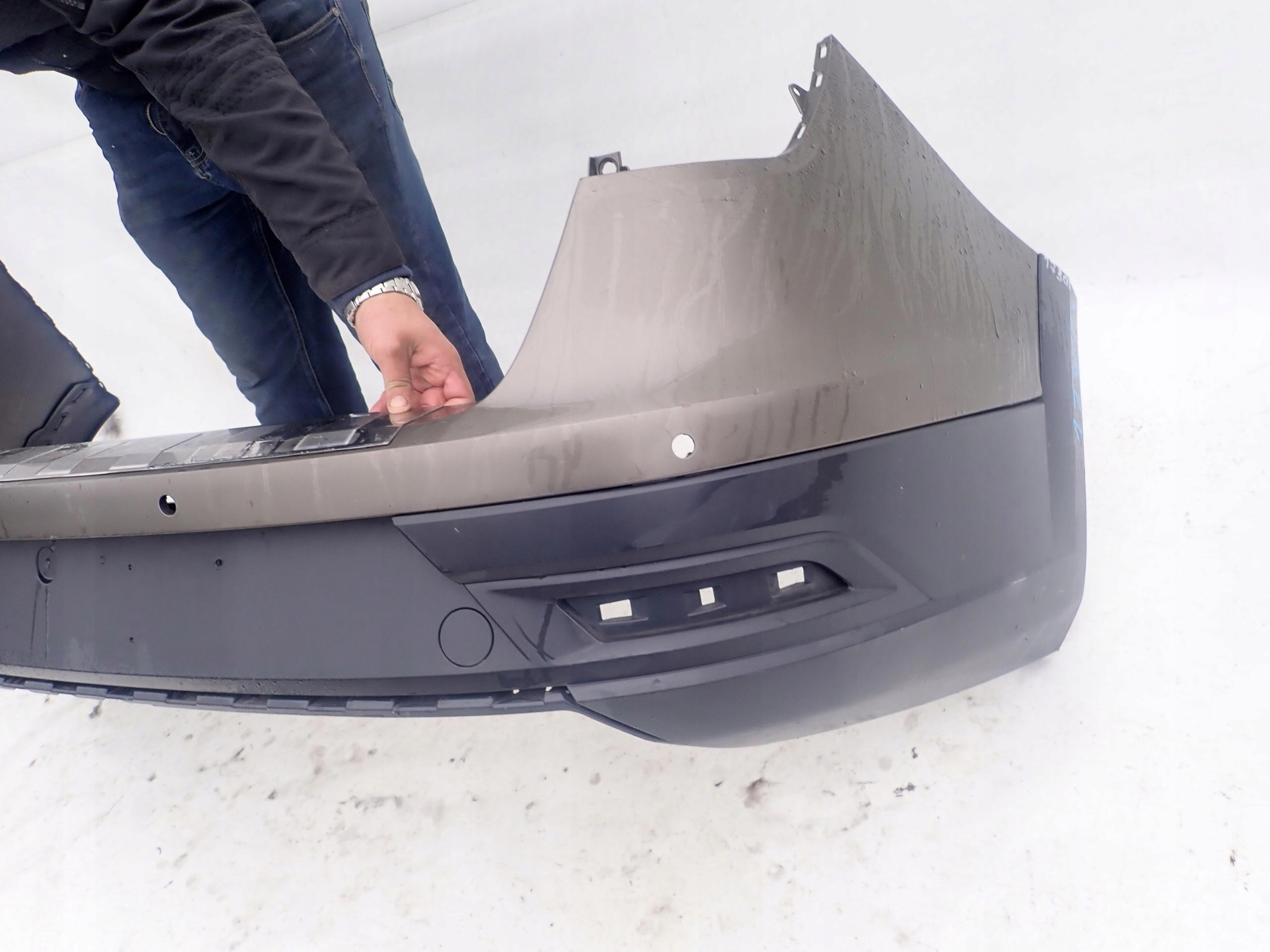 SEAT LEON III CROSS SPORT 15-> bumper rear part PDC