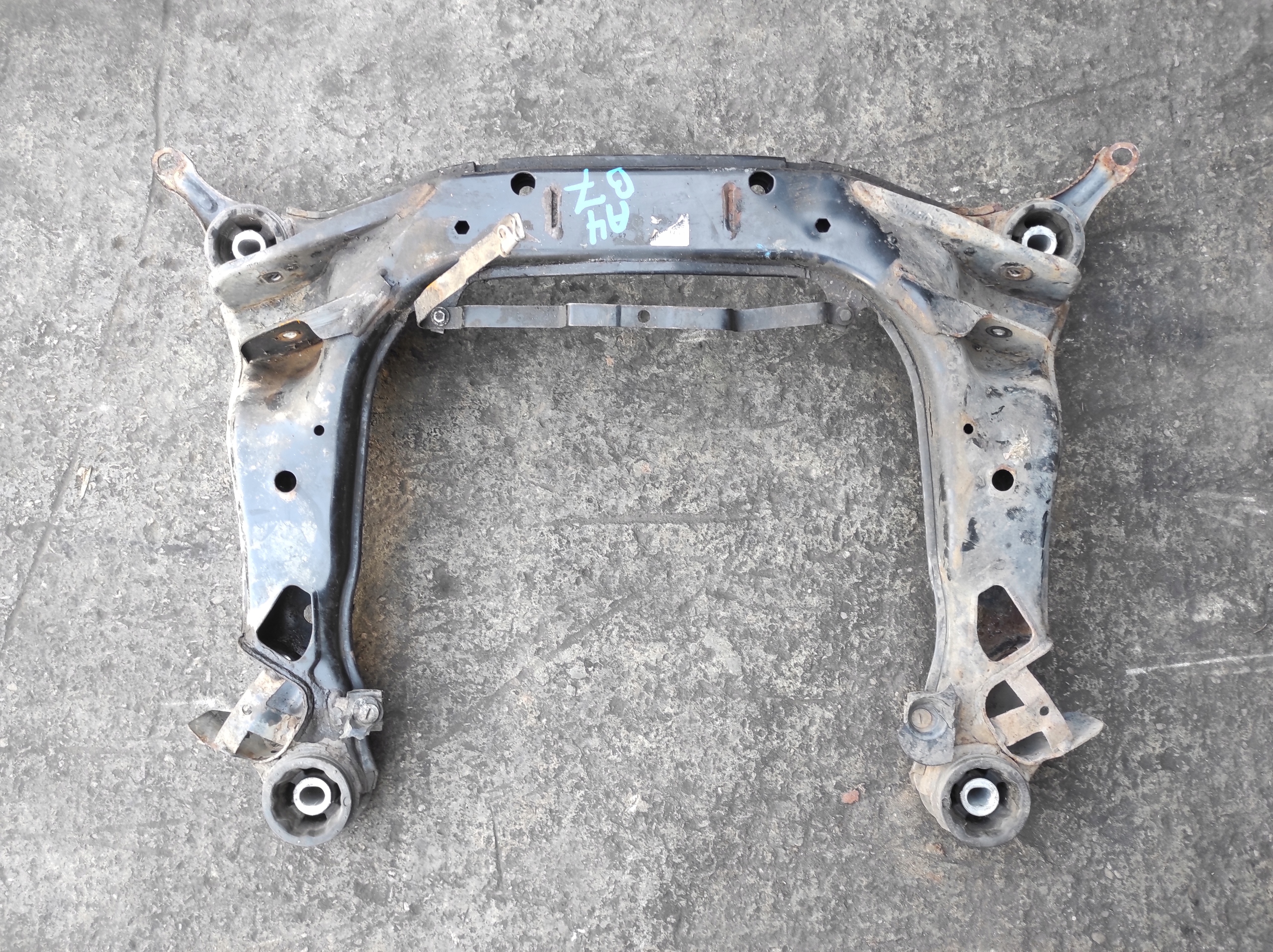 AUDI A4 B7 Achsträger vorne