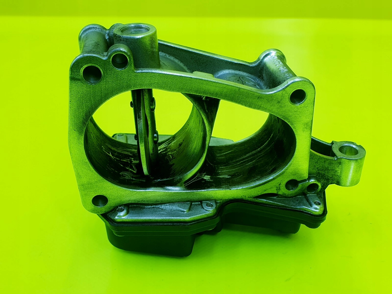 ДРОССЕЛЬНАЯ ЗАСЛОНКА Воздух A6 C7 A7 Q7 A8 D4 Q5 3.0 tdi 059129593H