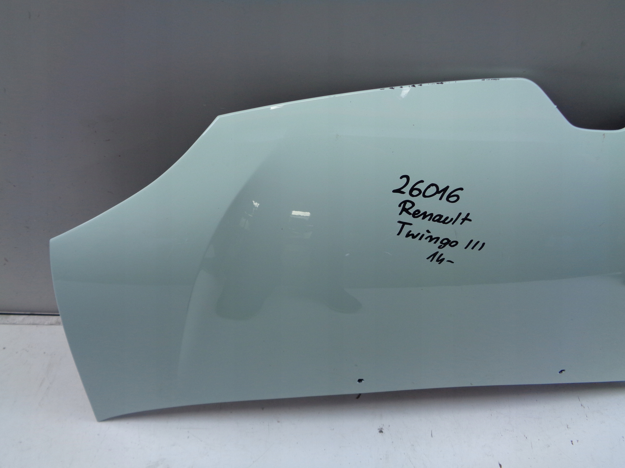 COFANO RENAULT TWINGO III 14- 26016