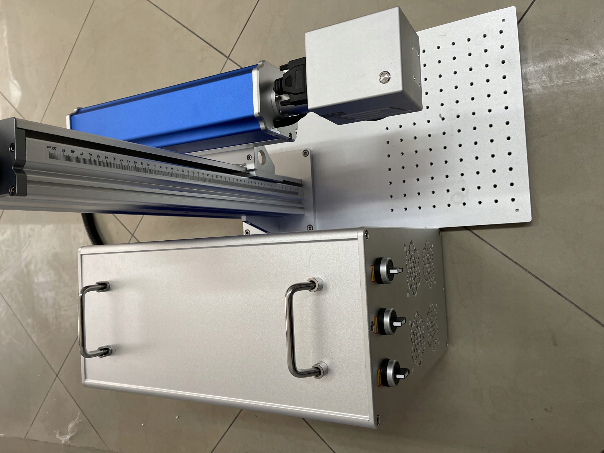 Znakowarka laserowa fiber 20W Raycus Moc 20 W