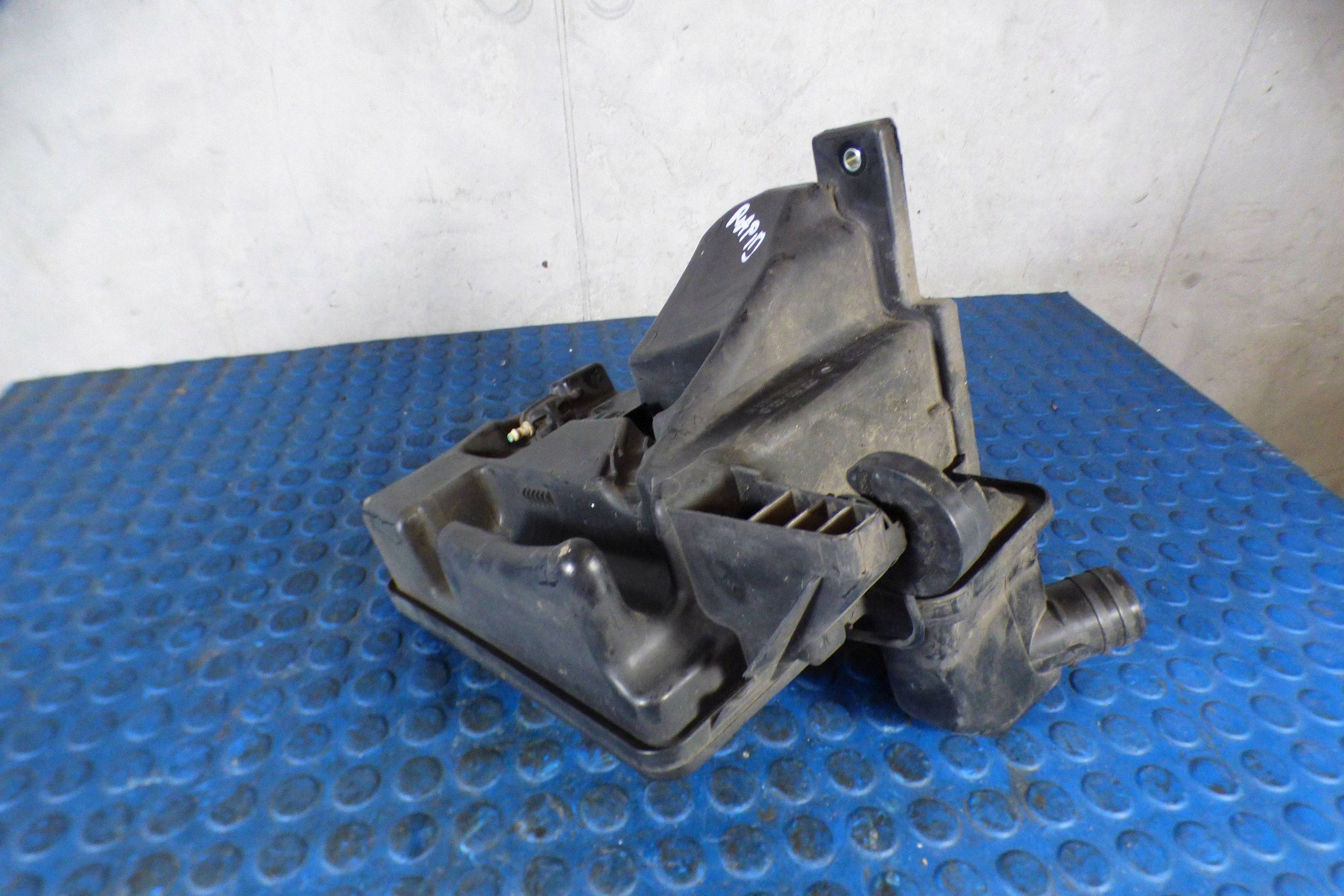 Skoda Rapid washer fluid tank 6R0955453G