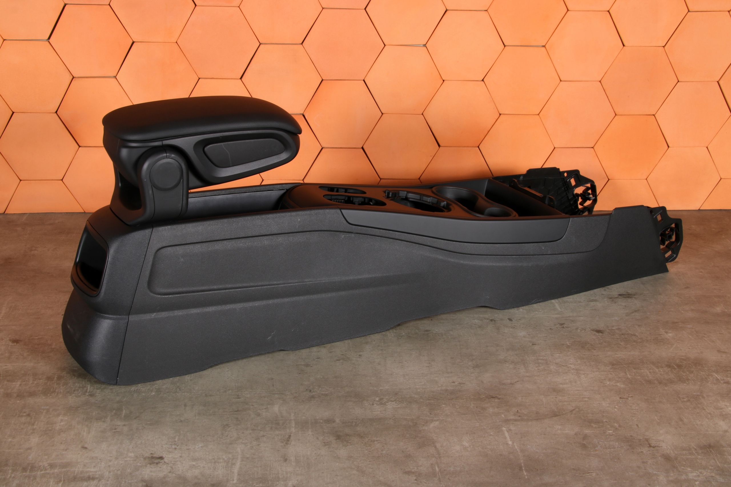 MINI F60 COUNTRYMAN TUNEL central console armrest
