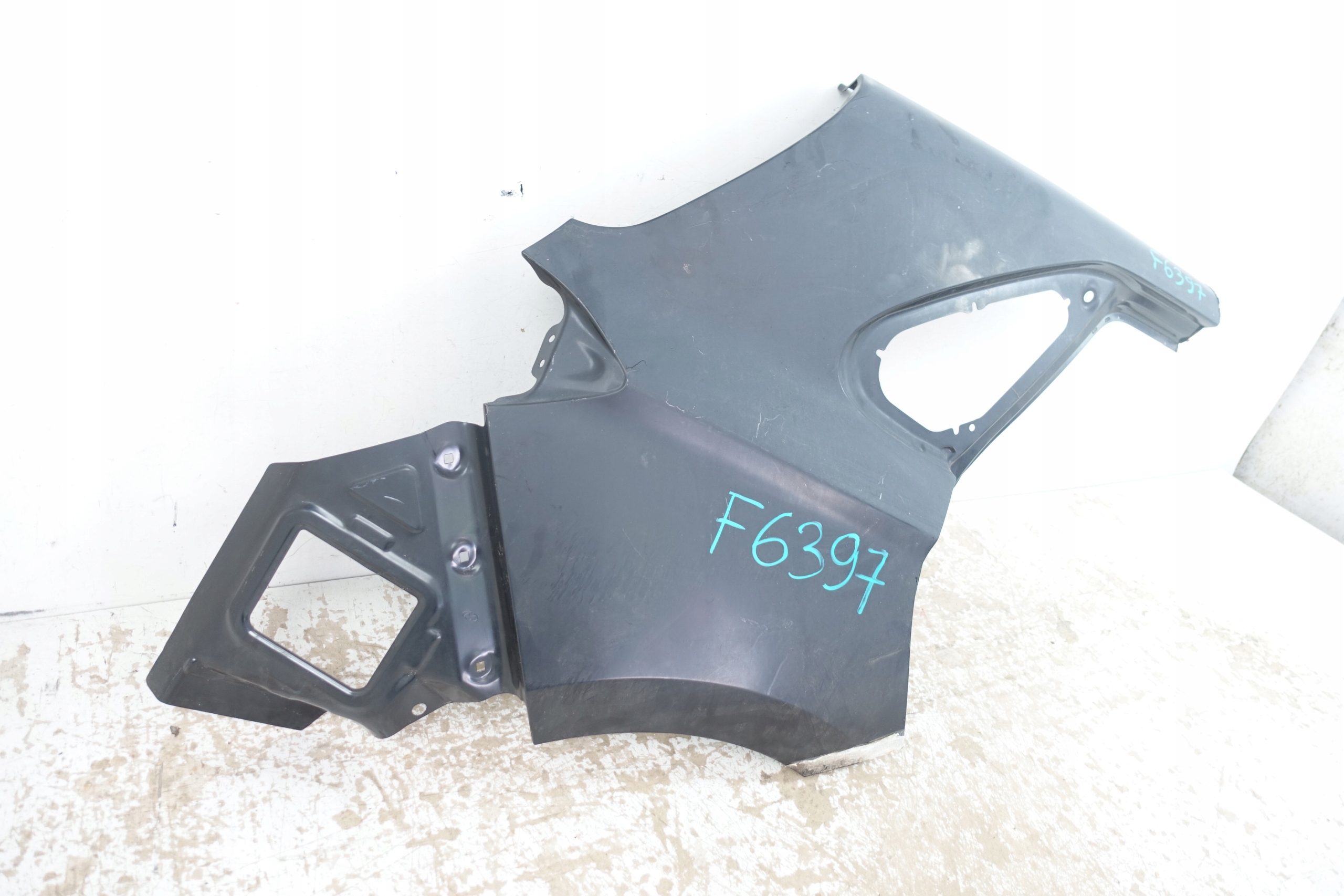 HYUNDAI I30 III HB 2017- side fender threshold right rear part