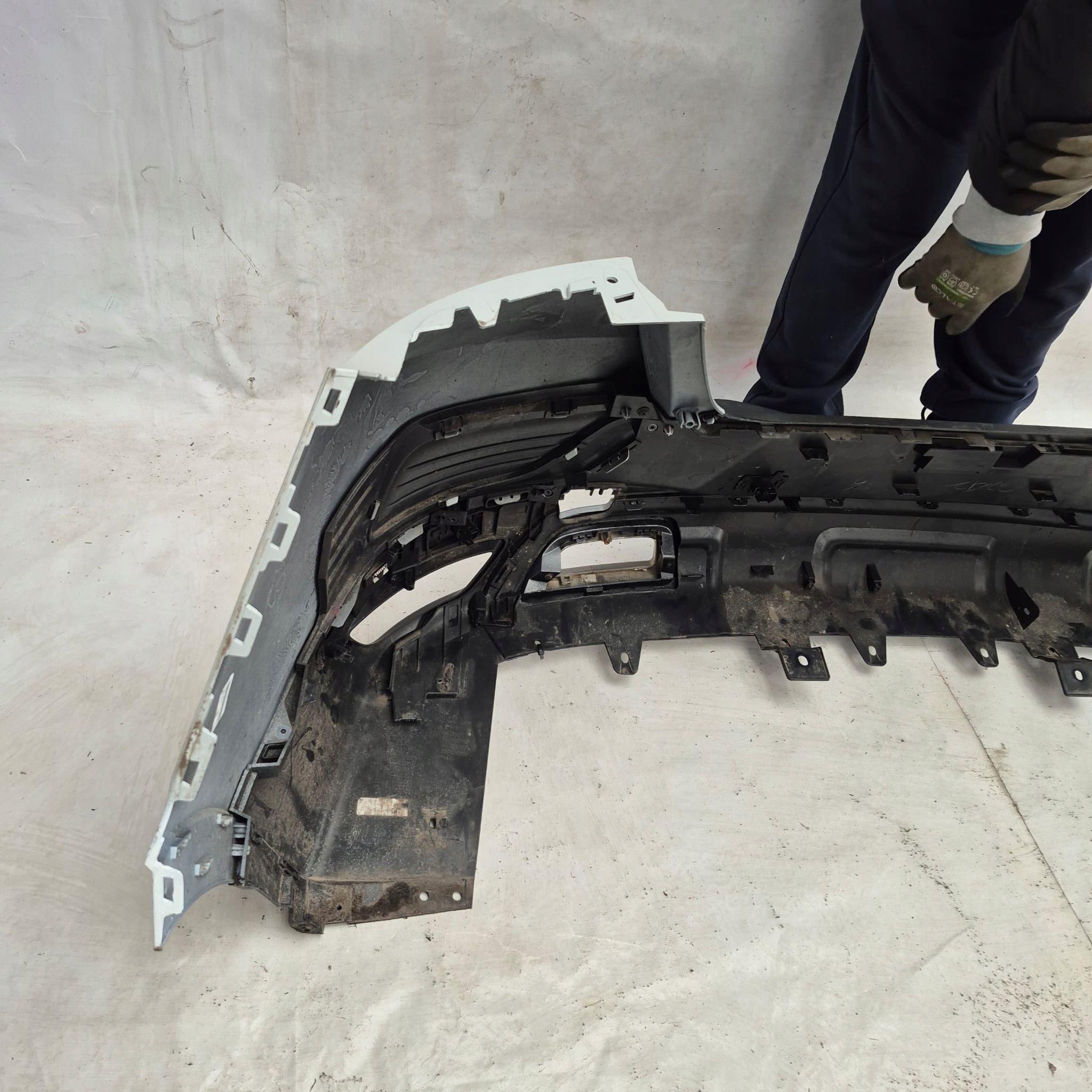 RENAULT RAFALE 24- bumper rear part rear PDC 850239112R