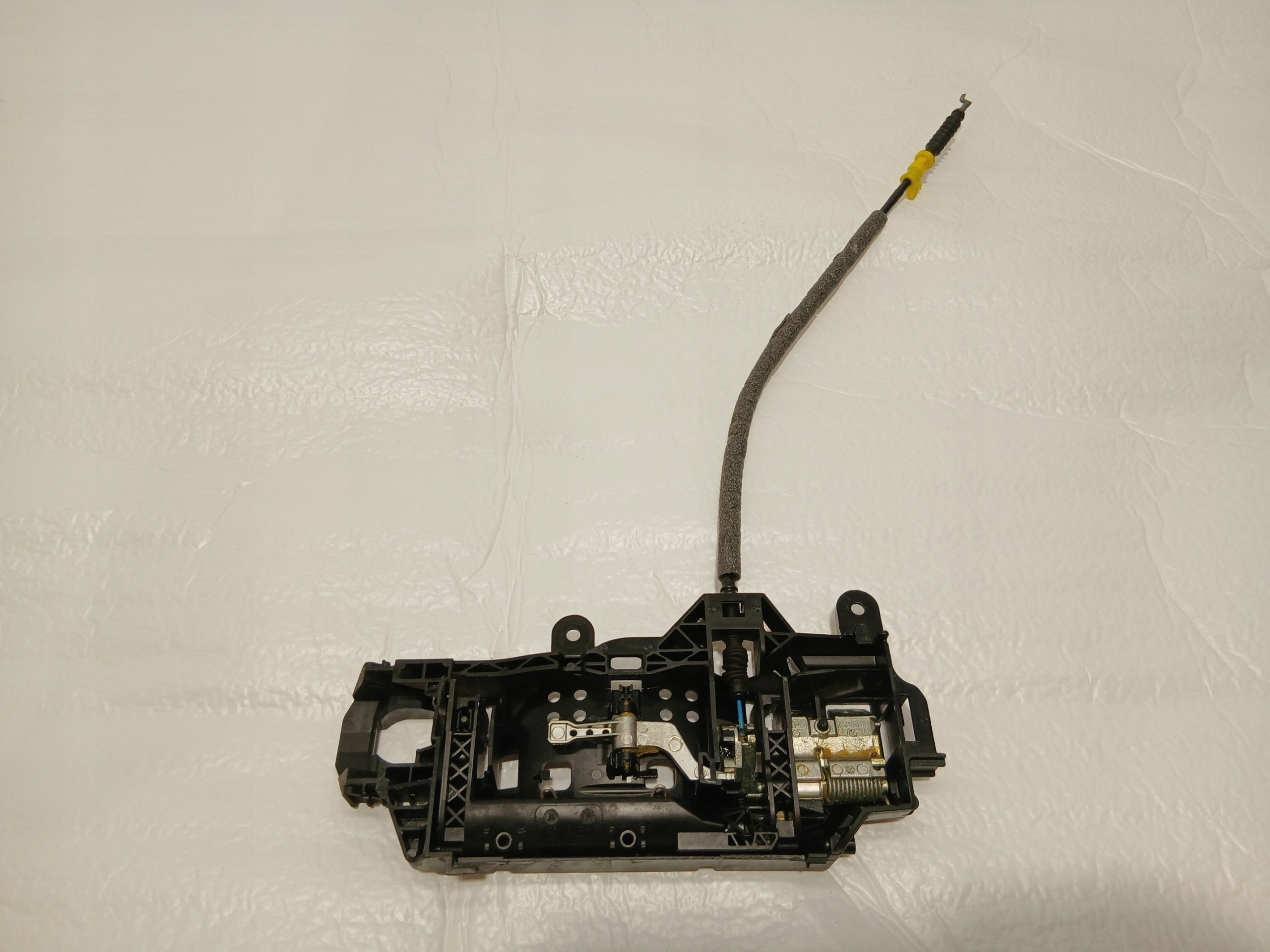 AUDI A4 B9 LIFT handle door right rear part 8W0837812A