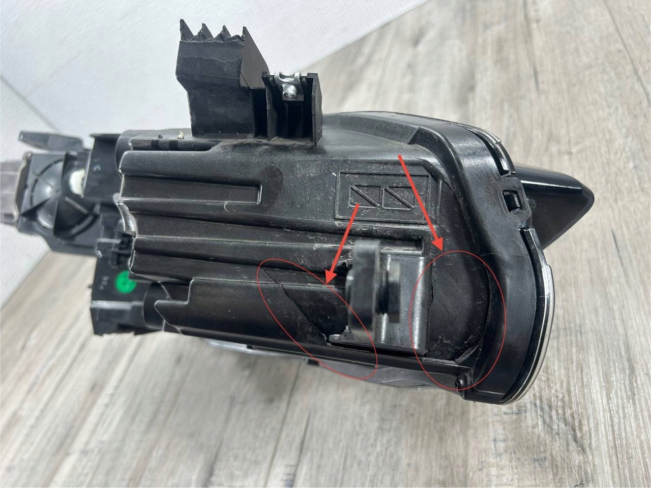MG HS and LIFT 2020-2024 light left front 11434081