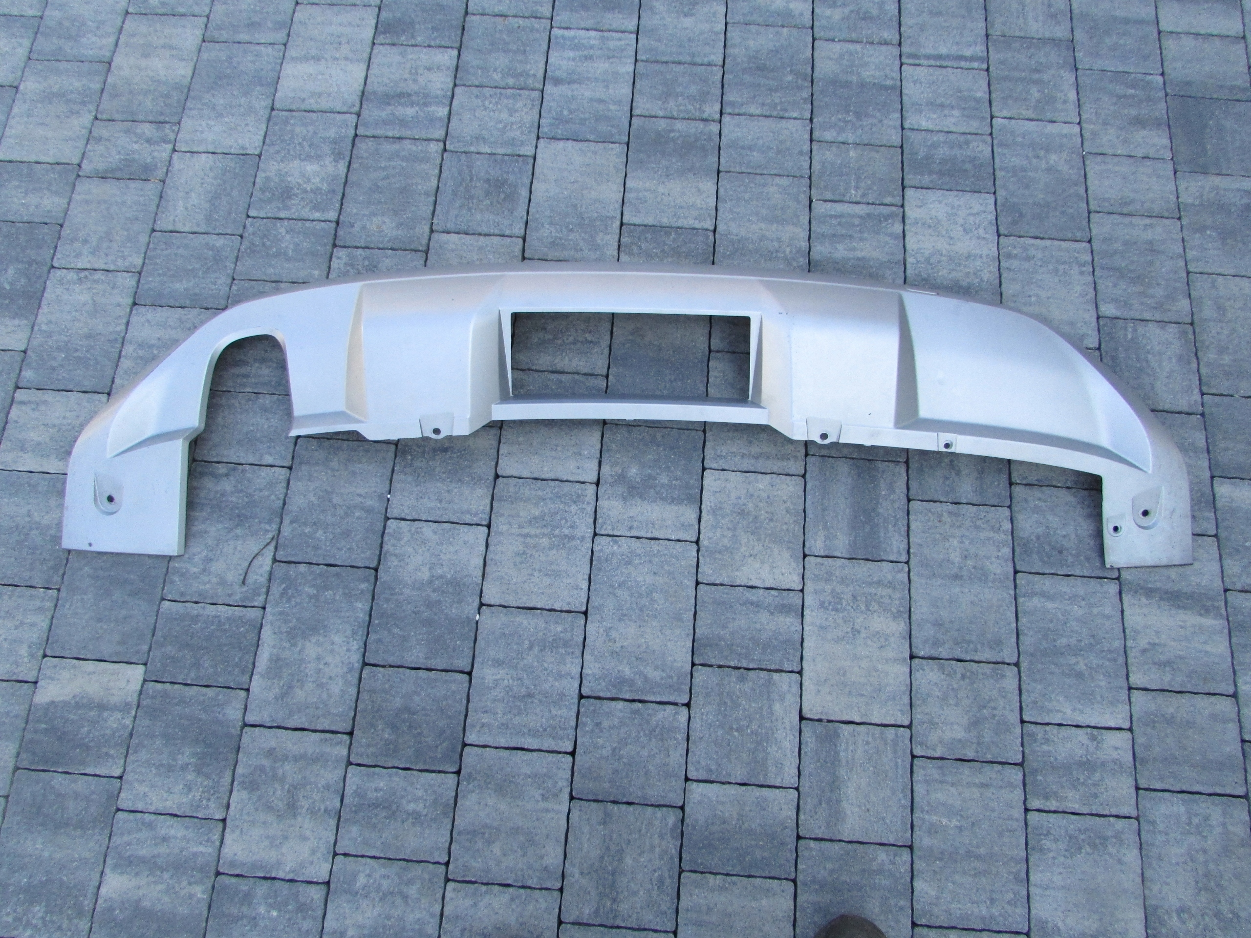 AUDI Q2 диффузор заднего бампера 81A807521H