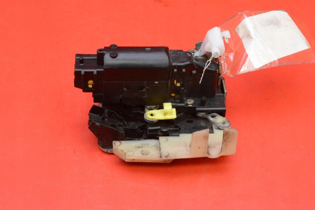 lock door left front front EU DACIA DOKKER 1 and 12-17