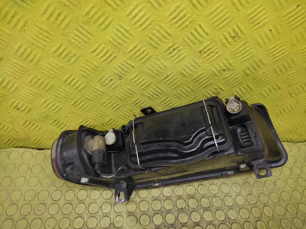 SEAT LEON II REFLEKTOR light left front