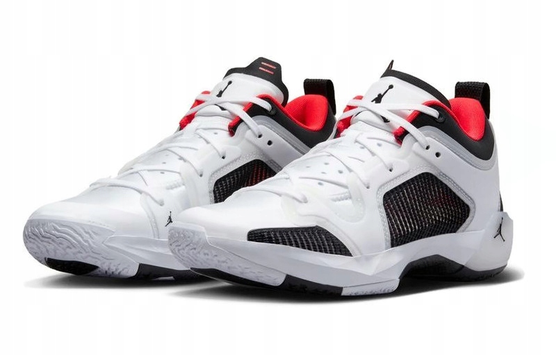 【値下げ】新品　NIKE エアジョーダン　xxxVII Air Jordan Xxxvii - Niska cena na Allegro