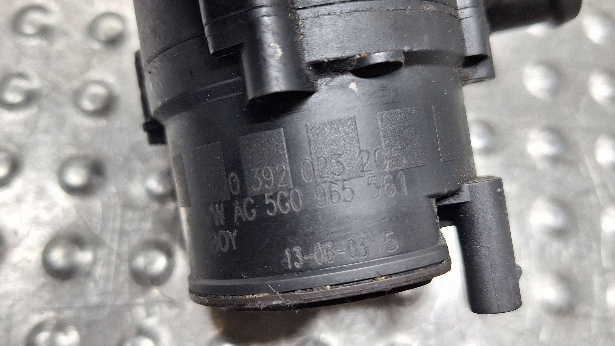 dodatna pumpa vode 5G0965567A AUDI A3 8V GOLF VII OCTAVIA III 2.0 TDI