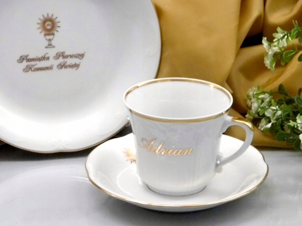 566 PAMIĄTKA 1 KOMUNII ŚW. 1/3E IMIĘ I DATA MALCER PORCELANA WYPIS Marka Malcer