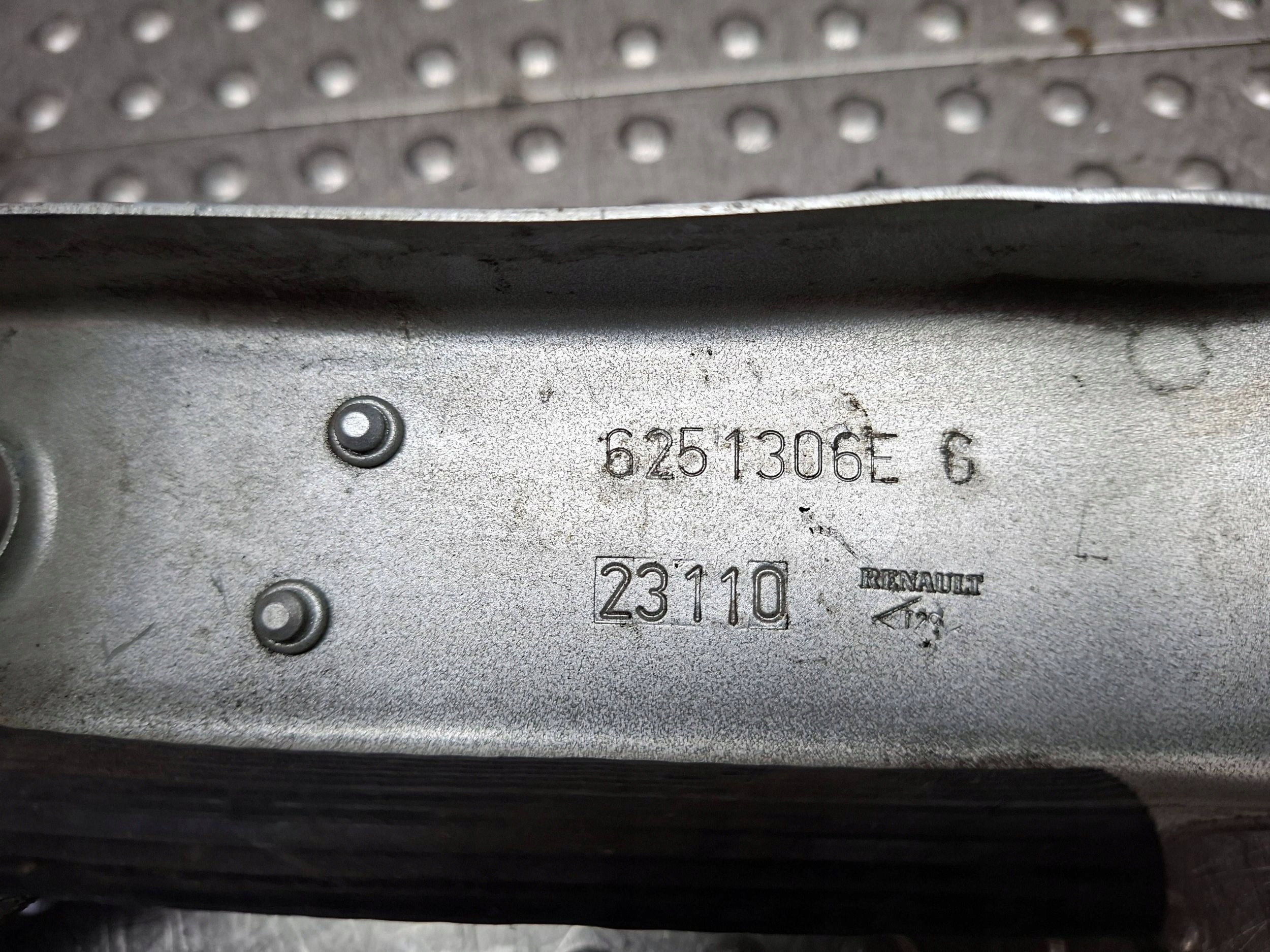 OKULAR front left 6251306E RENAULT MEGANE III 2009