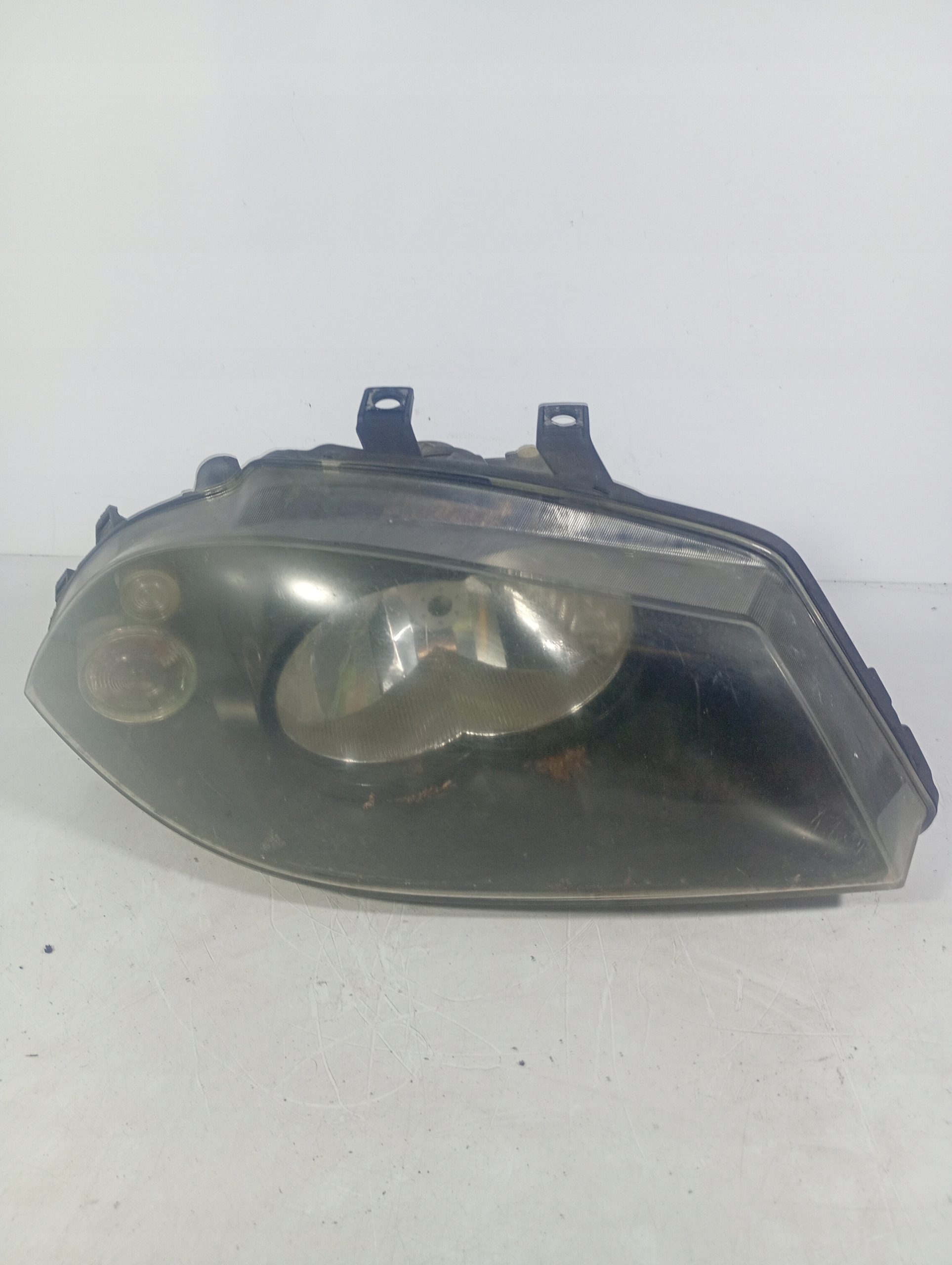 Seat Ibiza 3 III 05-08 REFLEKTOR right front front OE 6L1941022
