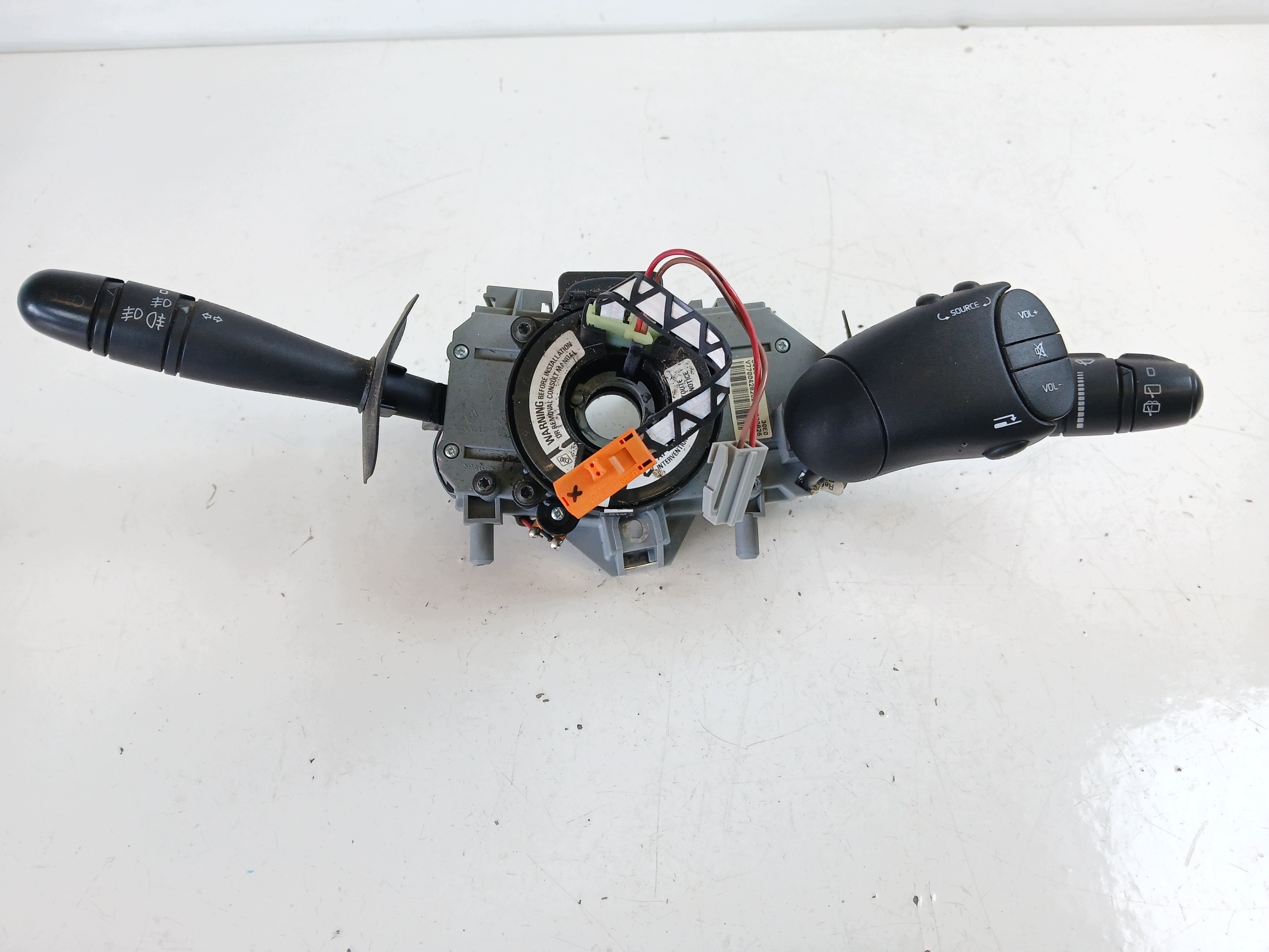 RENAULT MEGANE e SCENIC e DEVIO LUCI TERGICRISTALLO TERGI 7700428202