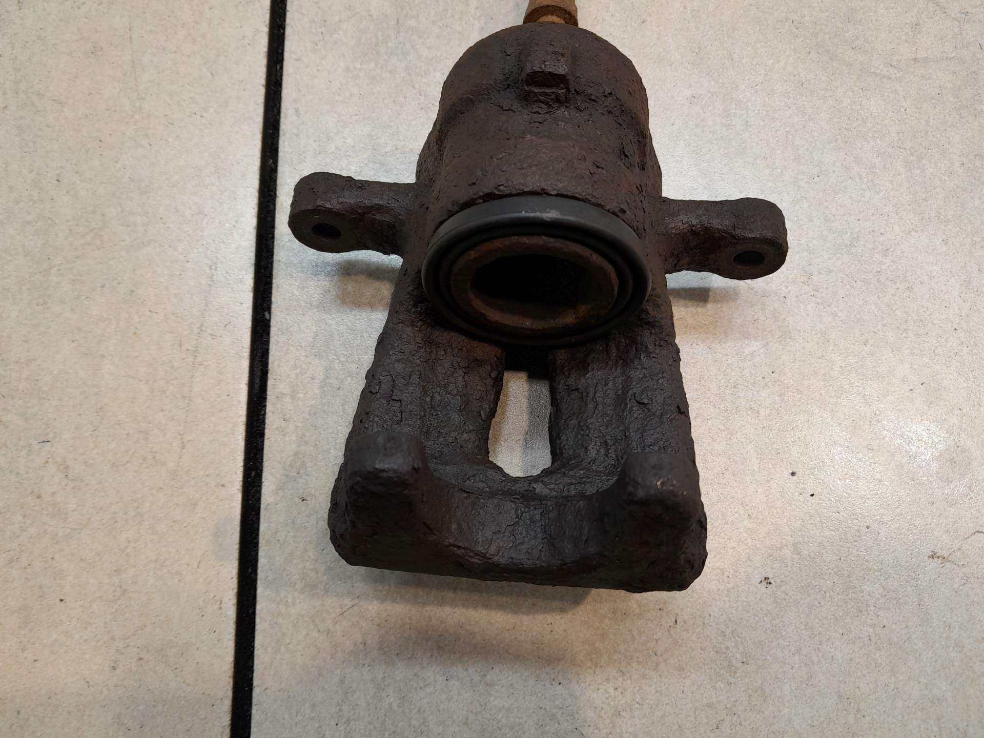 caliper brake left rear part BMW E87 116I