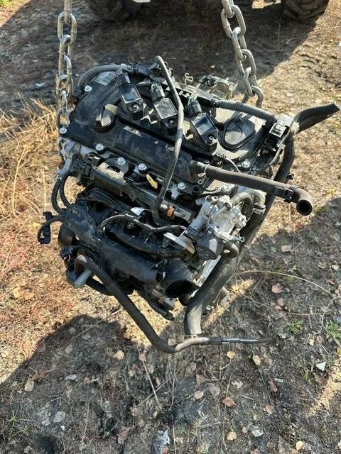 TOYOTA YARIS CROSS engine complete XM15A-P92GH dismantling