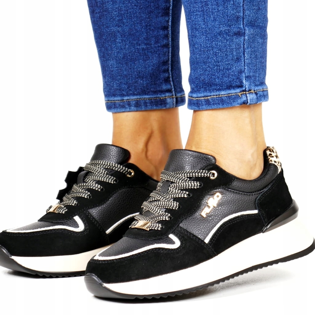 Černé Dámské Polobotky Z Kůže Na Silné Podrážce S Platformou 38