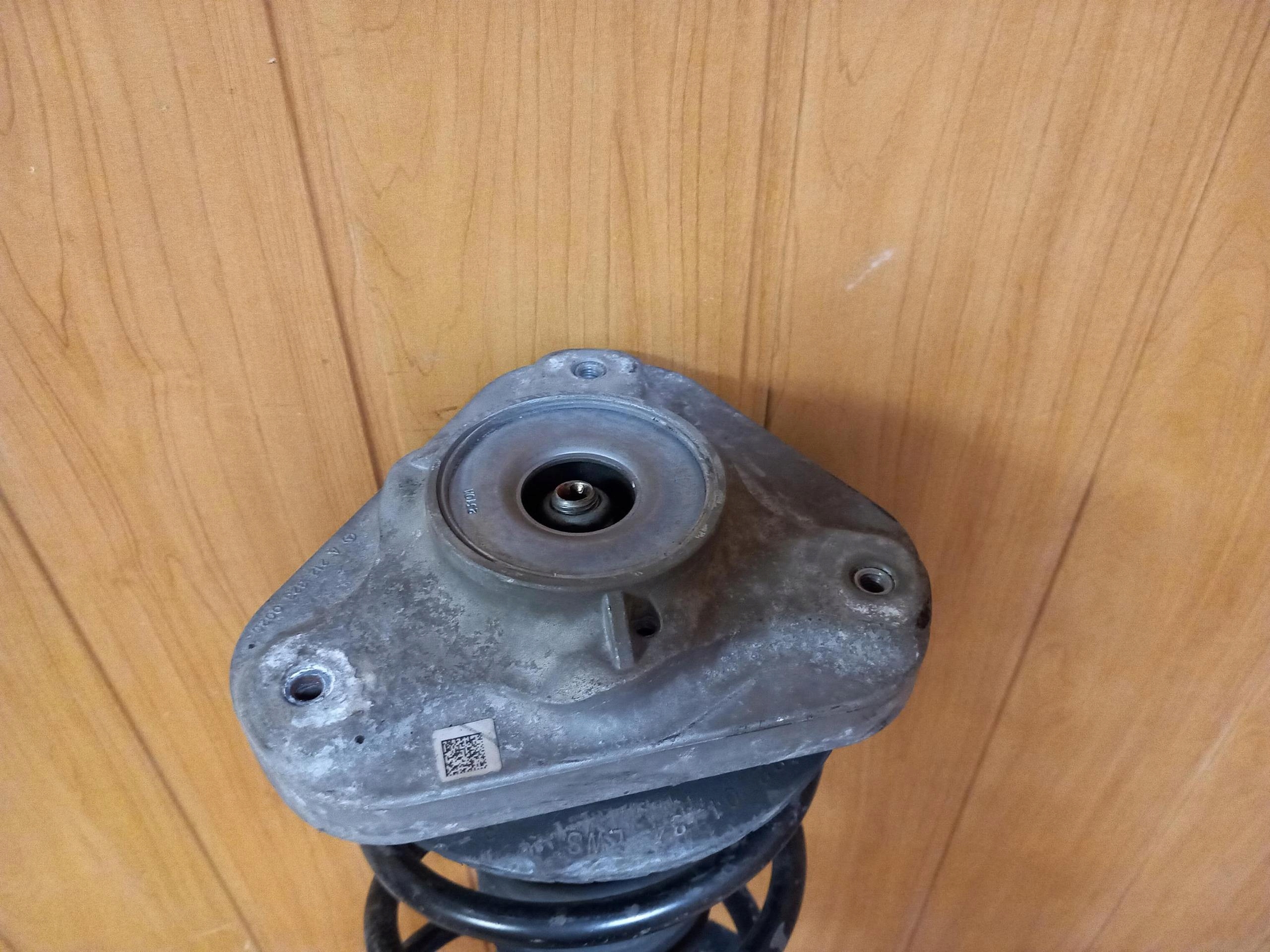 shock absorber right front MERCEDES E-KLASA W212 A2123203913 09-16